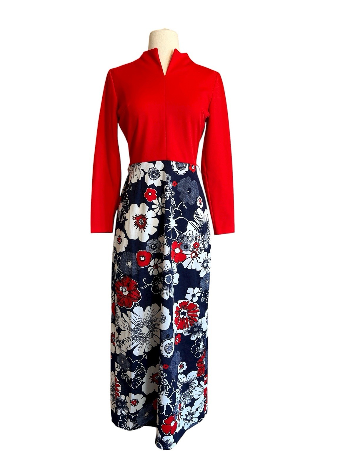 Vintage 1970s Flutterbye Blue Red Floral Mod Maxi V Neck Dress-size S- No Sz Tag
