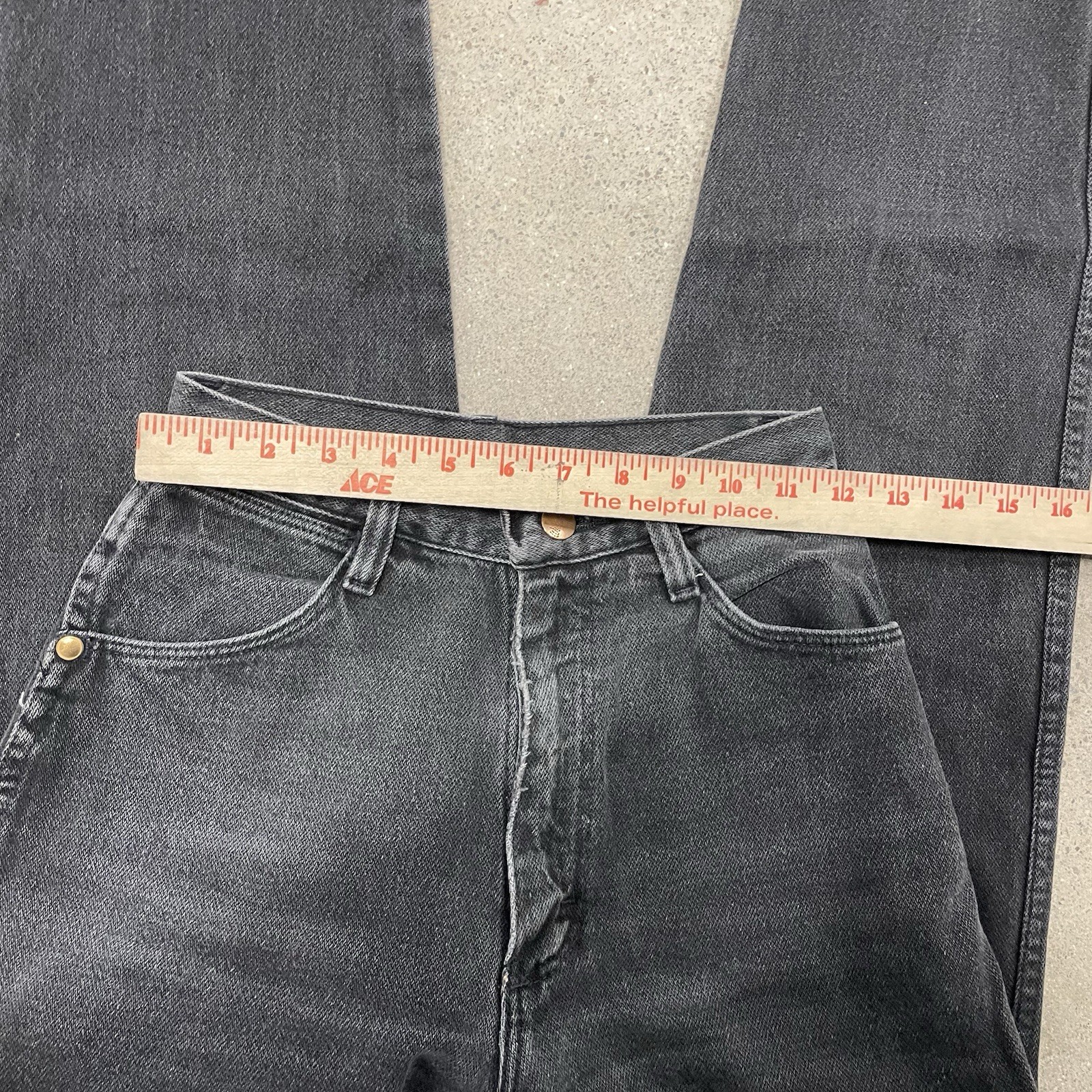 Womens Vtg Wrangler 12MWZWK Black Denim Jeans Meas. 24×32 Made In USA!