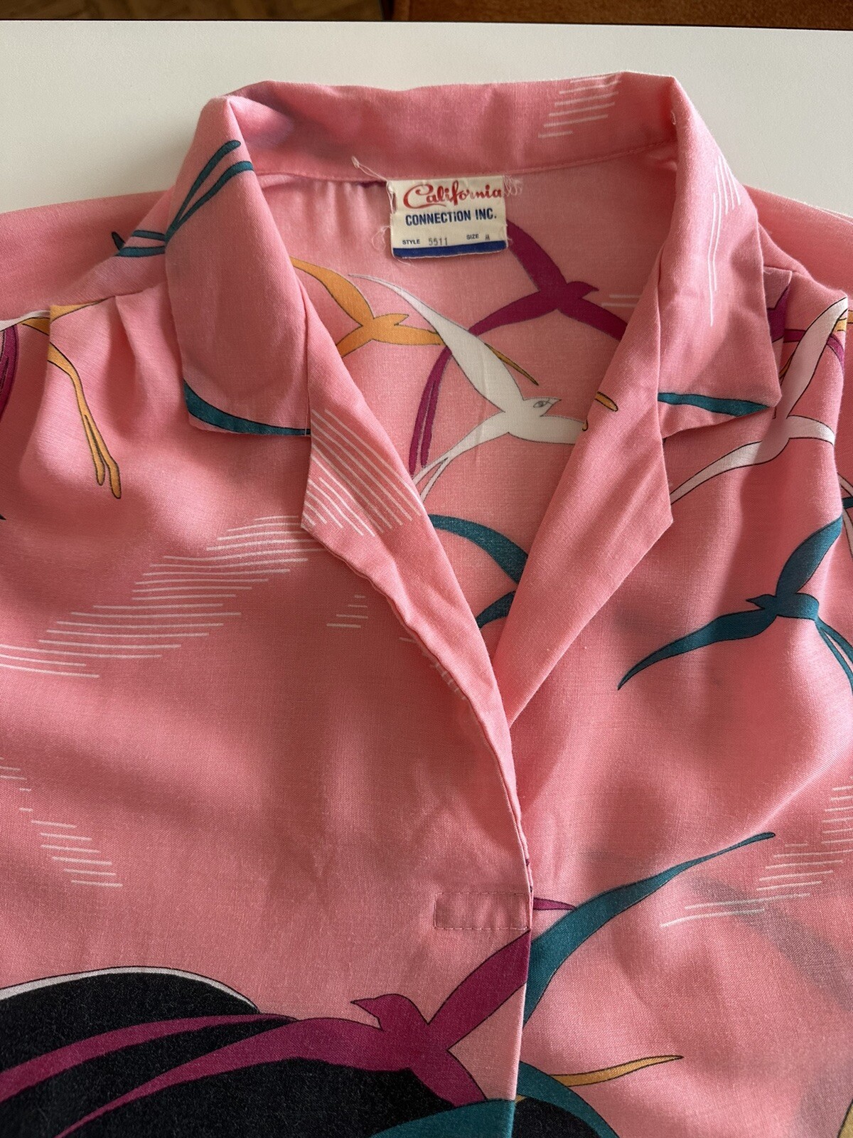 1980s California Connection Tropical Rayon Blouse Pink Bird Print Made USA VTG