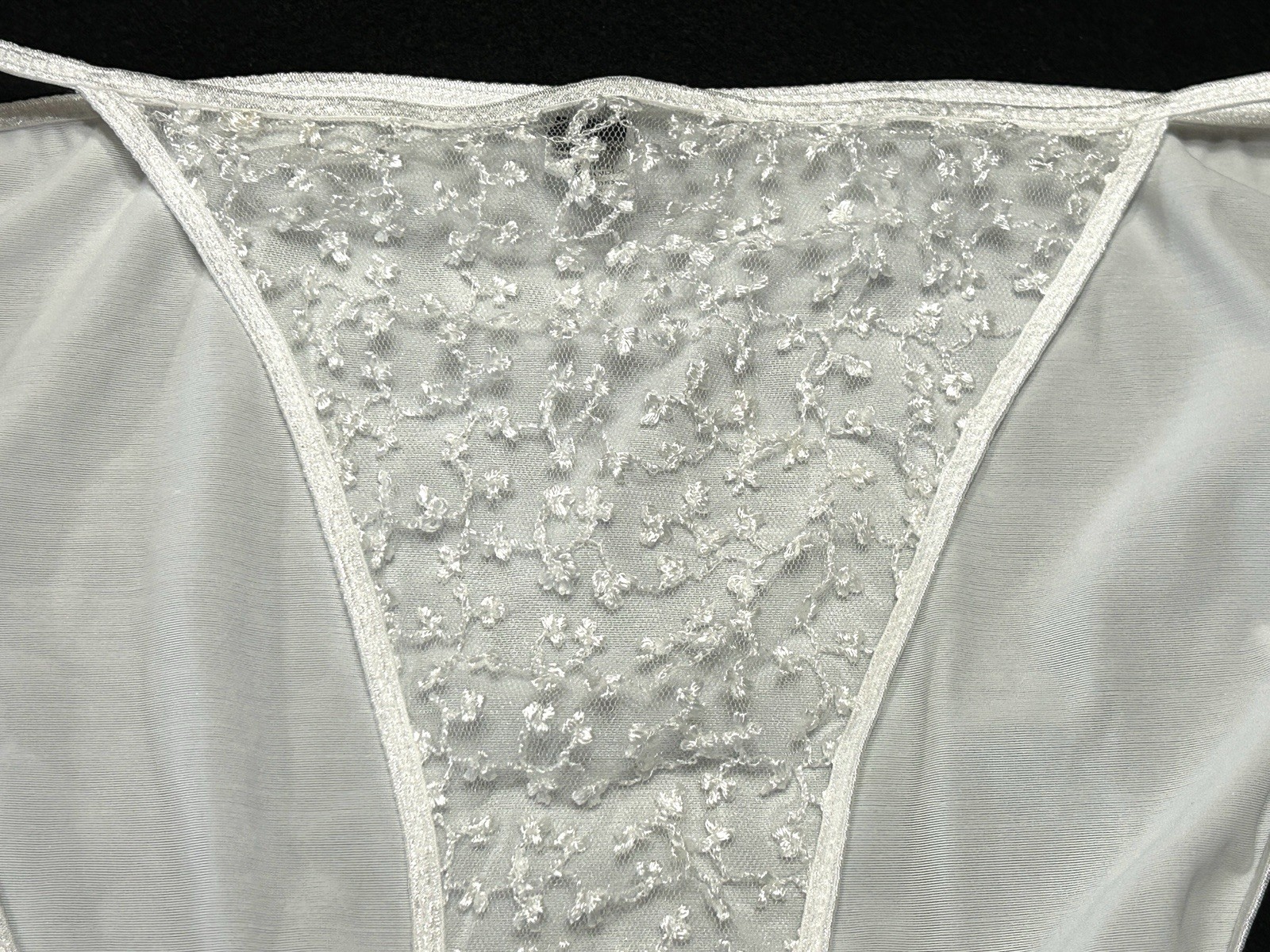 Vtg DONNA LOREN 105X Embroidered Sheer Mesh Satin 2X White String Bikini Panties