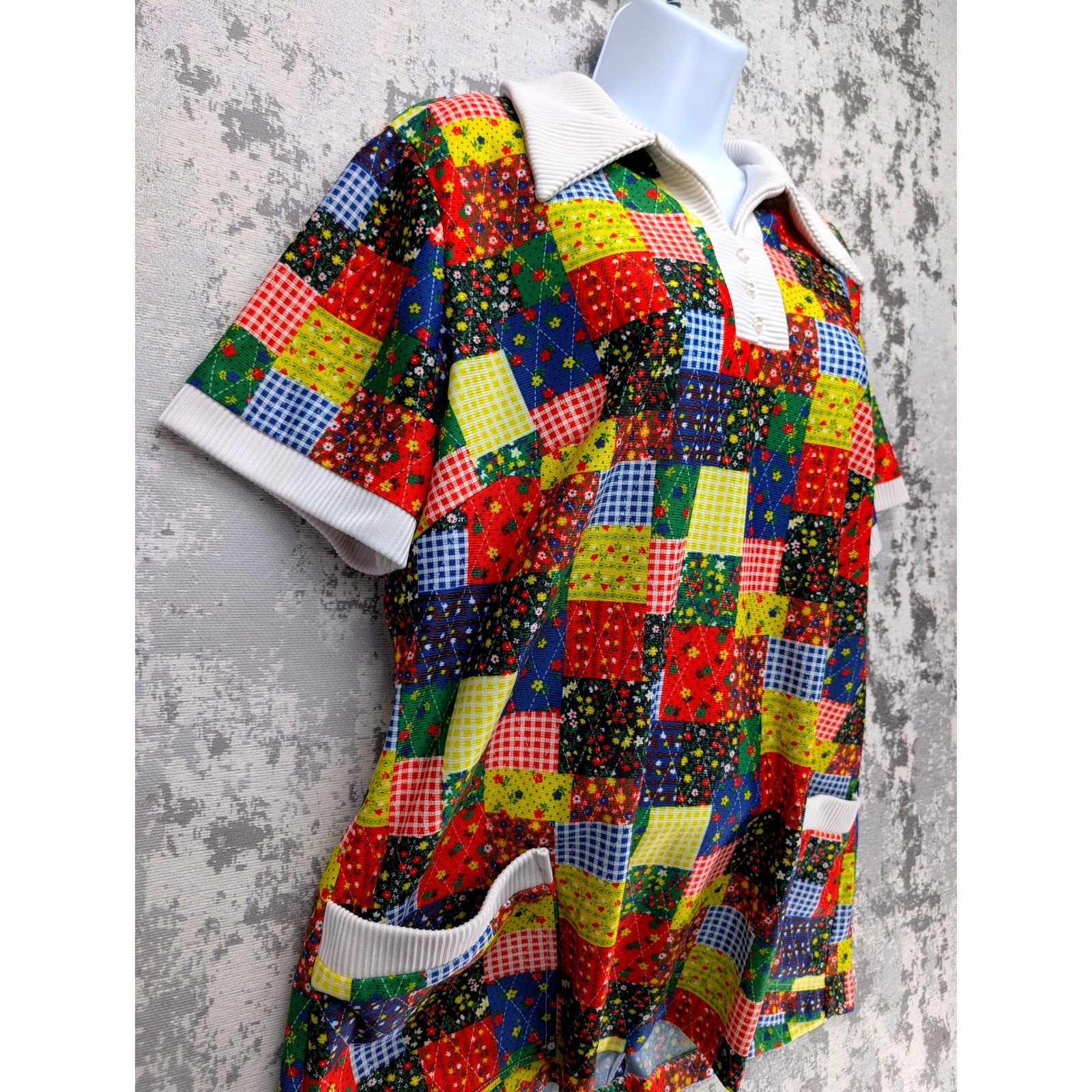 Vtg Crest Patchwork Quilt Print Collared Short Sleeve Tunic Top Pockets Large