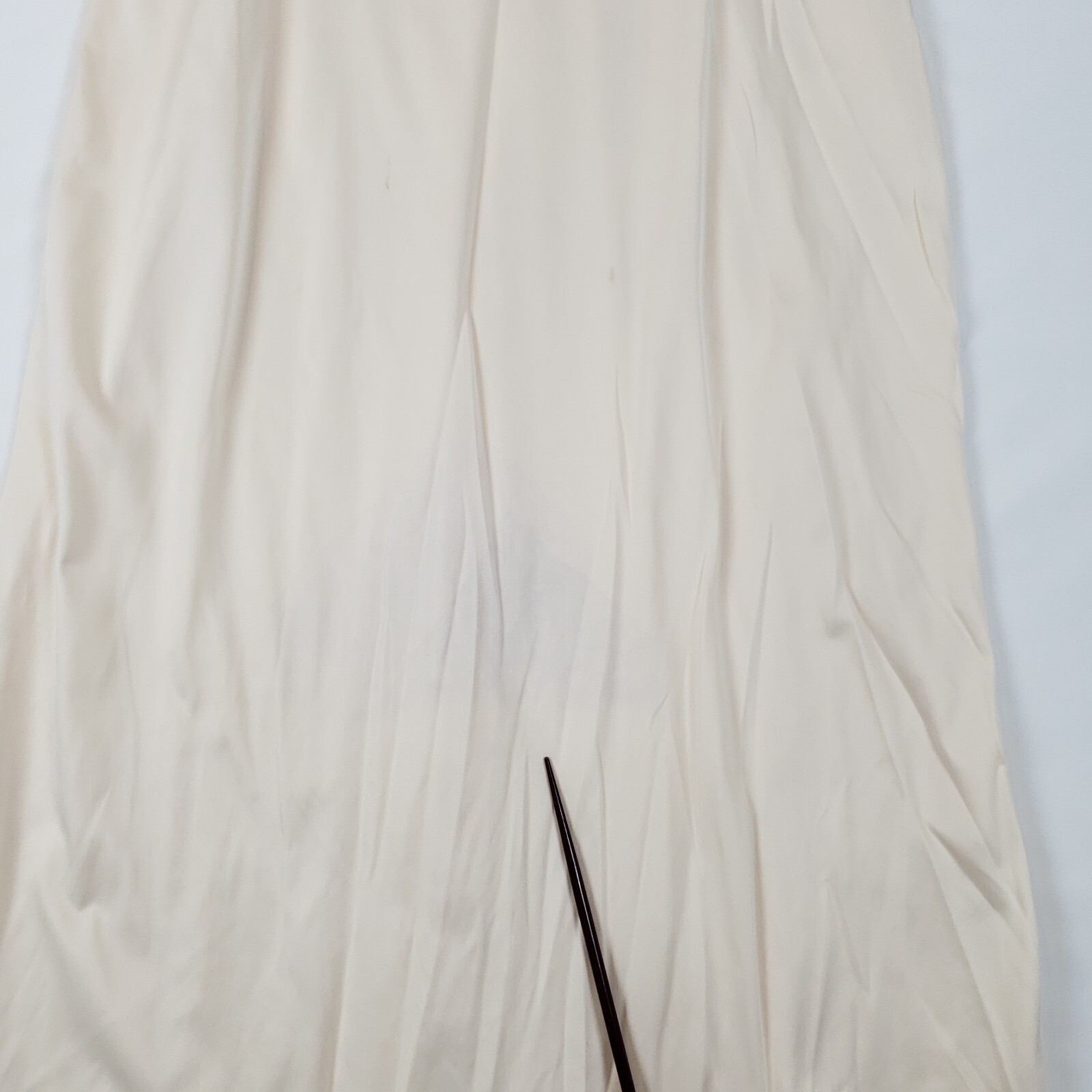 Vintage Olga Long Nylon Slip Womens 34 Body Silk Lace Trim Beige Color Transfer