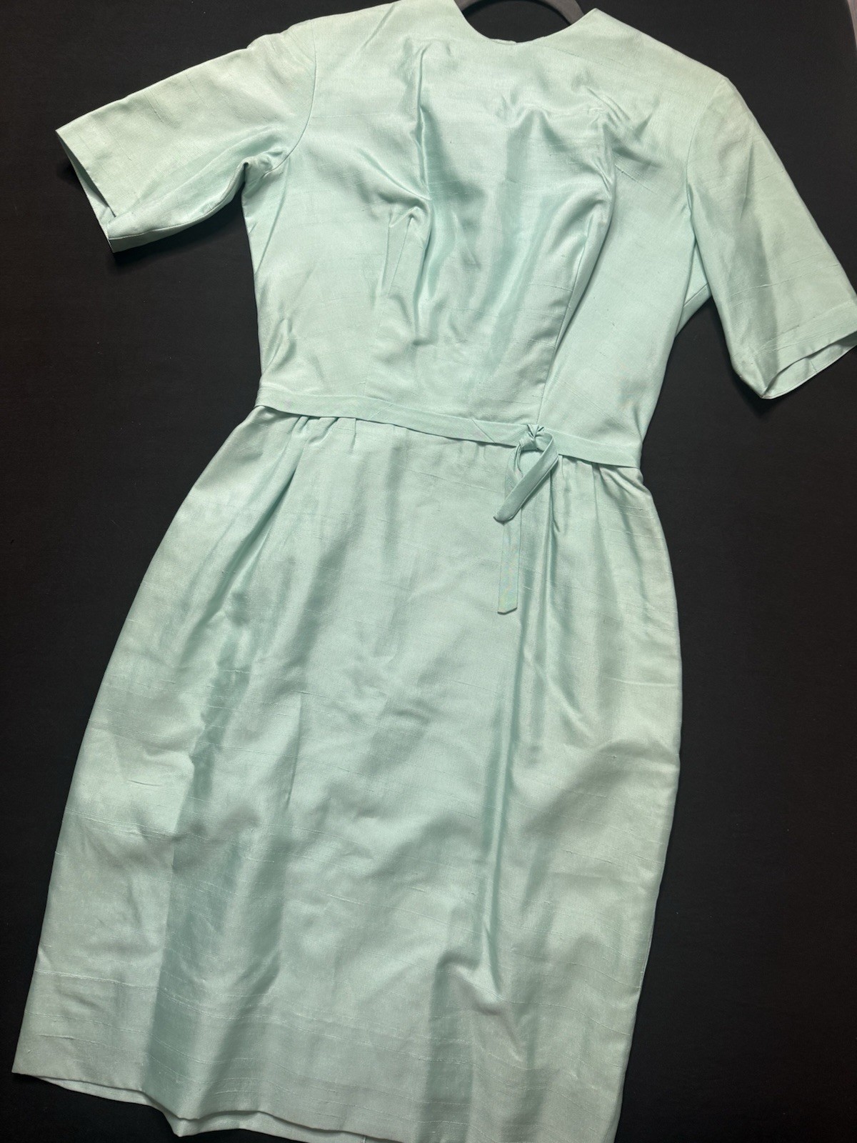 ✨✨1950’s to early 1960’s Vintage Silk Minty Green Dress✨✨ One of a kind