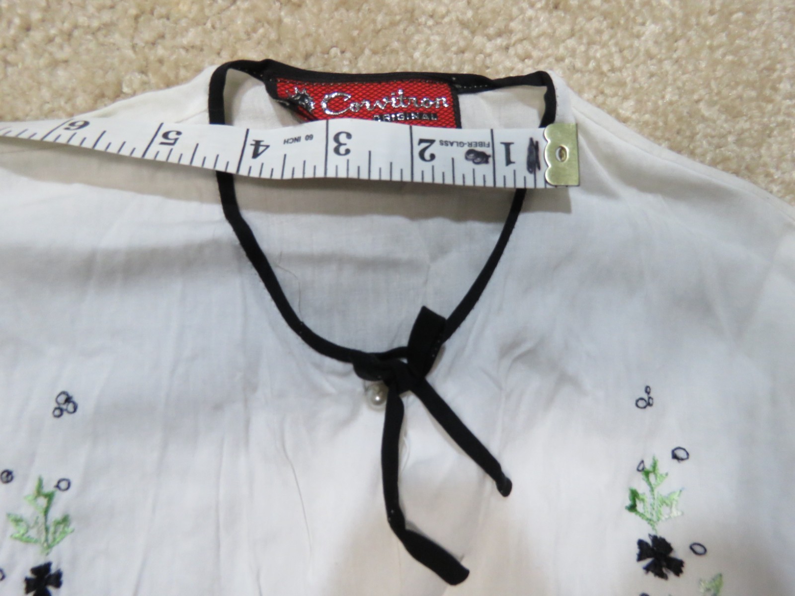 VTG 70’s Corvitron Original Embroidered Sleevless Blouse/Vest