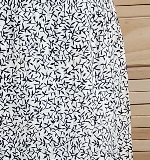 Vtg 40s straight skirt peplum top Size M chest 40 waist 27 textured vines print
