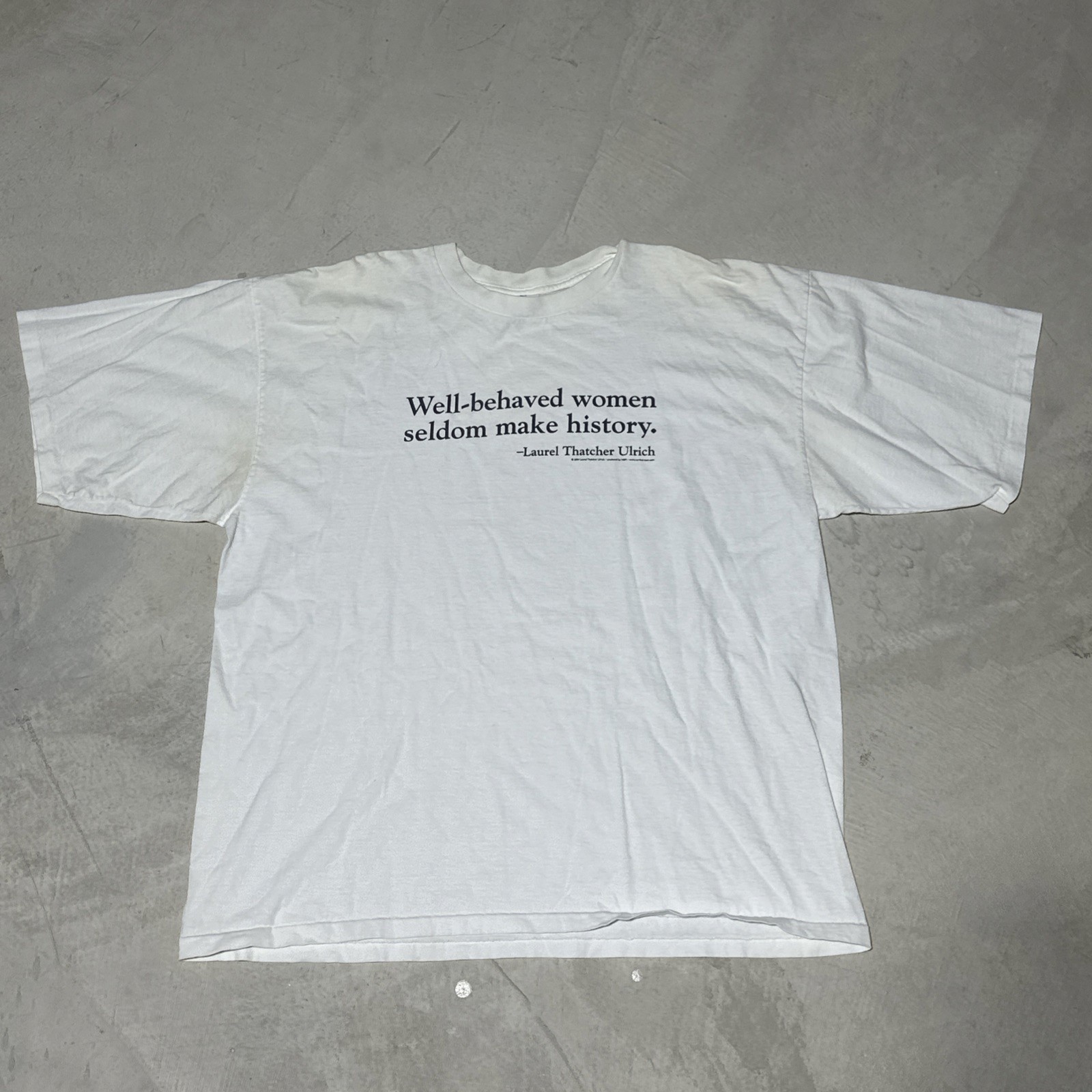 VTG Y2K T Shirt Size 2XL 2004 Alore’ Laurel Thatcher Ulrich USA *STAINED*