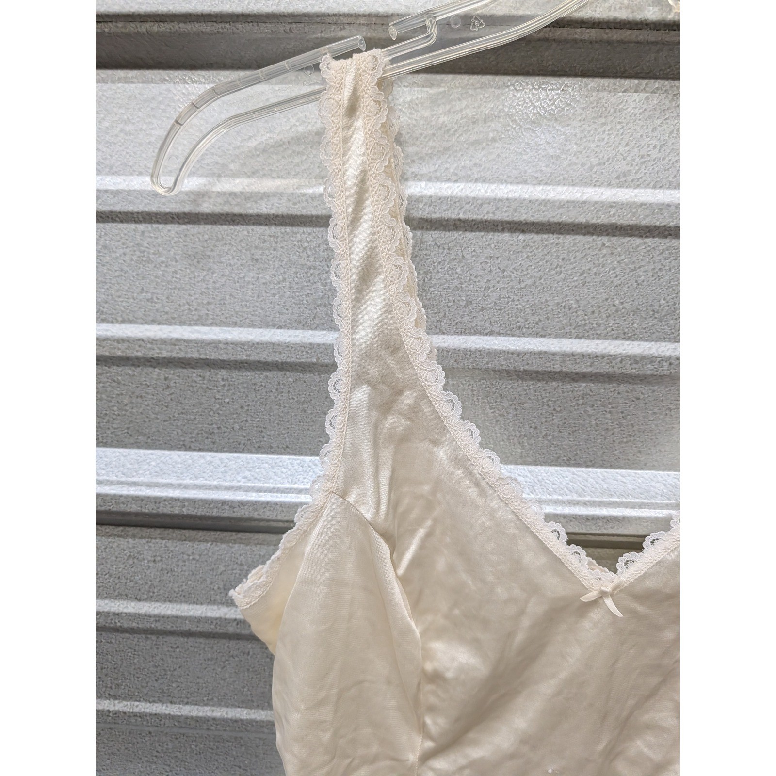 Vintage Warners Perfect Measure Cream Lace Trim Camisole Top Ivory- S