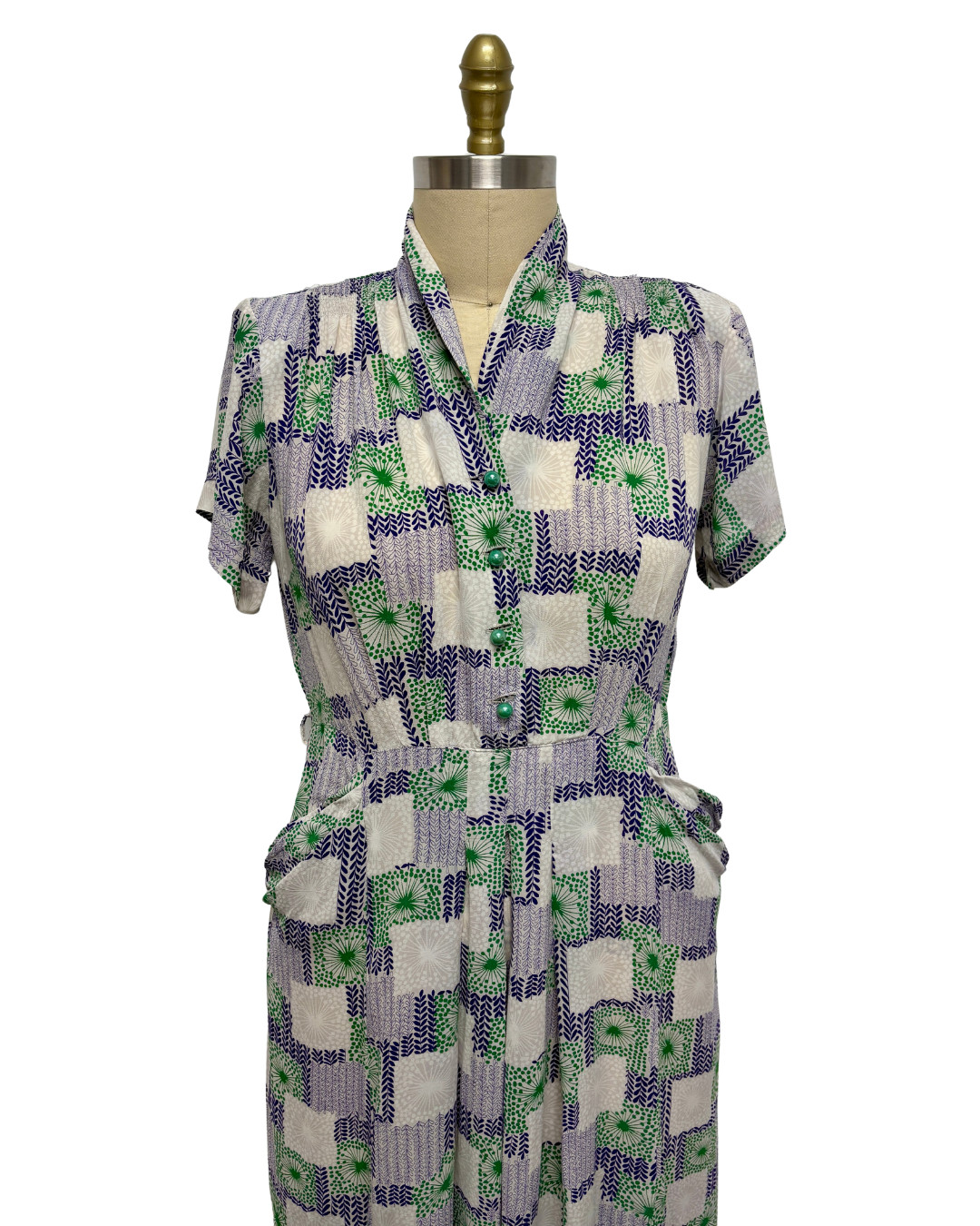 1950s PLUS SIZE PURPLE & GREEN RAYON | VOLUP 1950s PURPLE & WHITE PRINT DRESS