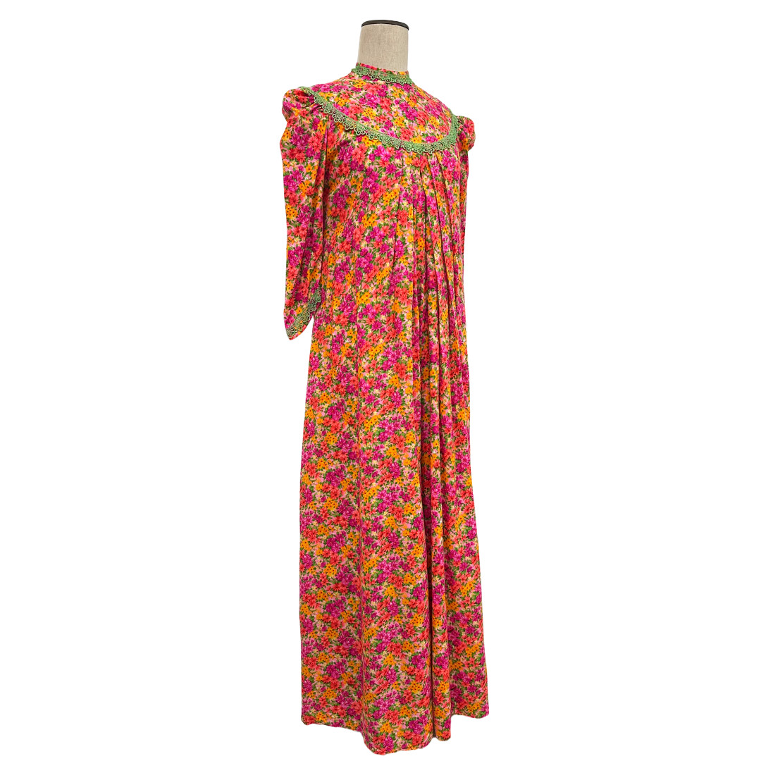 Vintage 1970s Carol & Mary Honolulu Pink Dayglo Puff Sleeve Pleated Maxi Dress