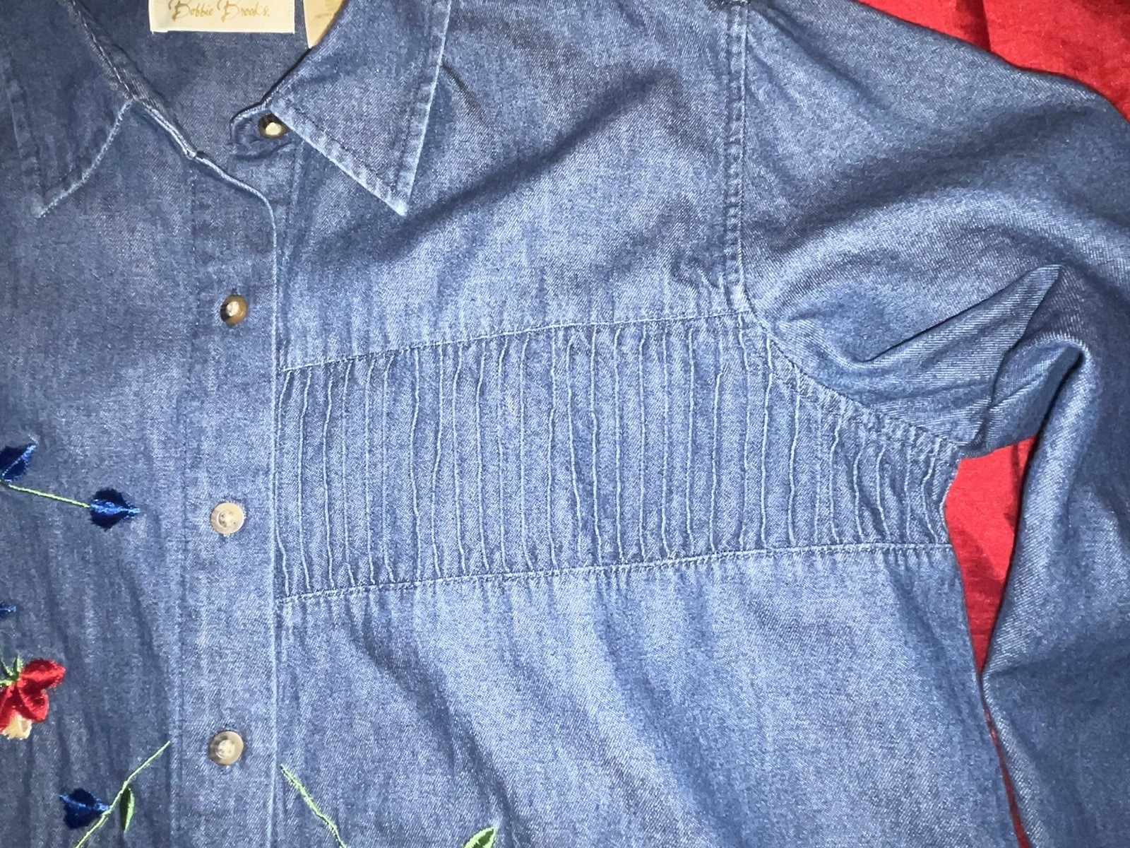 Vintage Bobbie Brooks Size Medium Blue Chambray Denim Button Up Embroidery