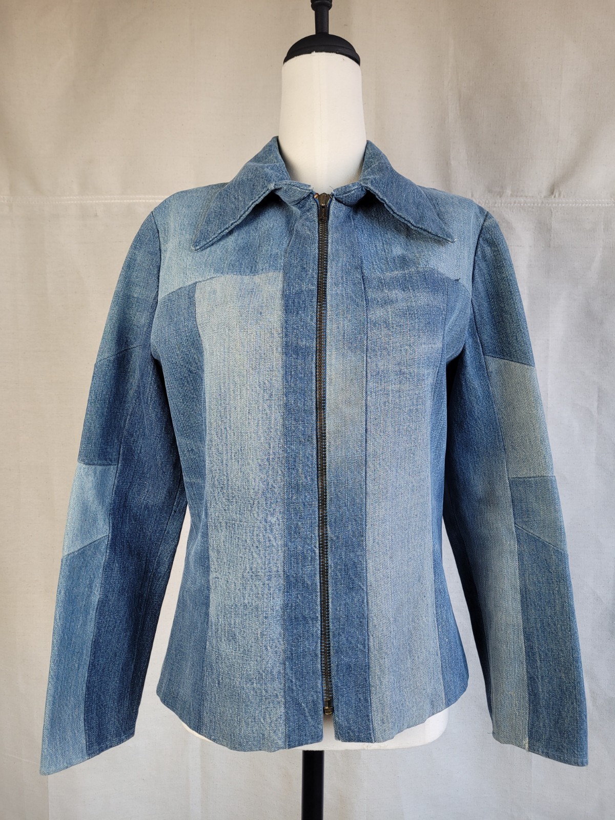 1970s Patchwork hand sewn wide collared denim zipper front jacket