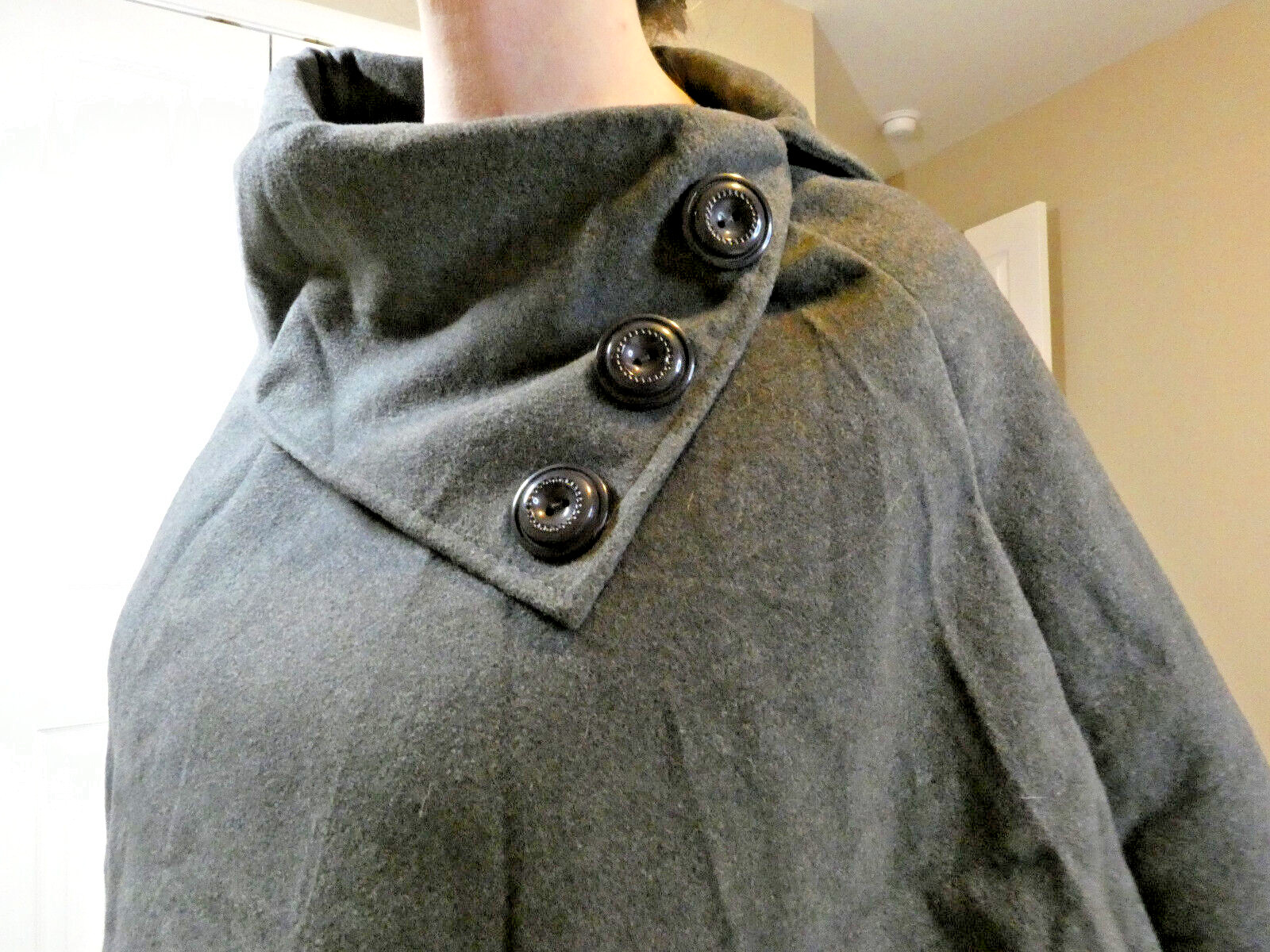 Gray Wool Felt Cape OS Vintage Poncho High Buttoned Collar British Mod GoGo NWT