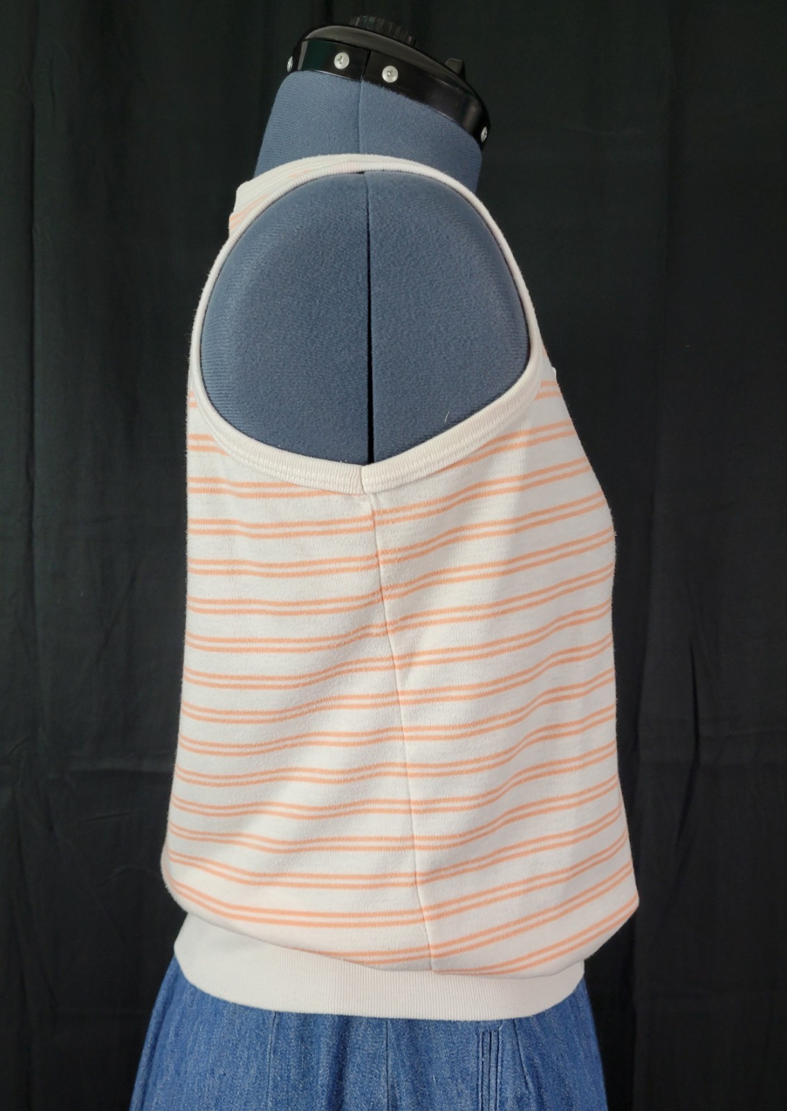Vintage Objectives Cream Sleeveless Top w Peach Stripes Size Small