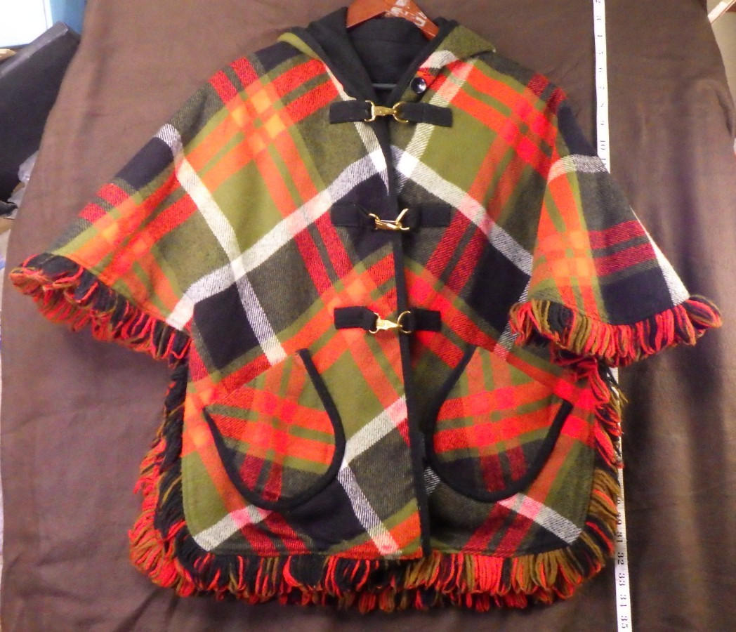 Vintage cape plaid tartan reversable red green black white worn 1 TIME hooded