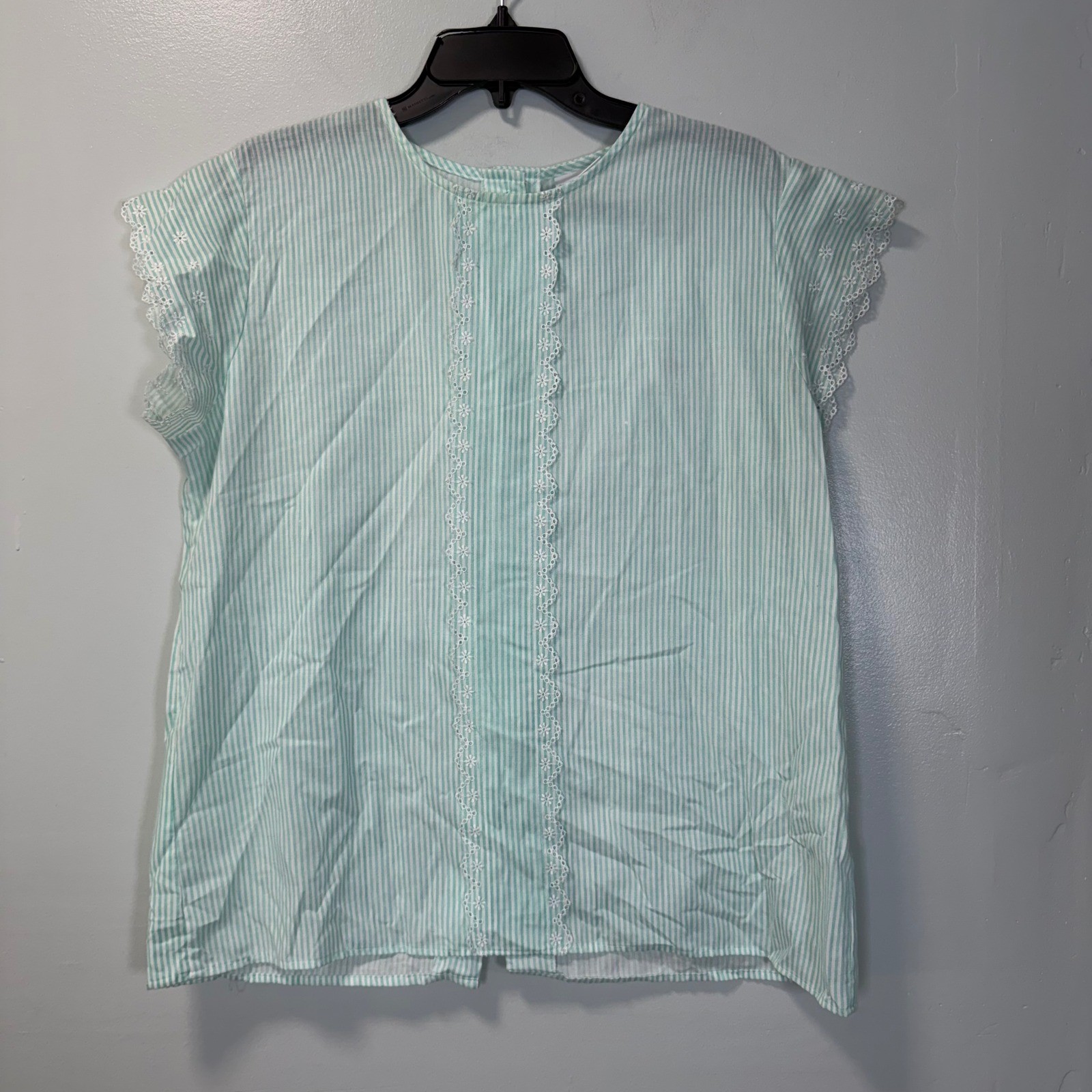 Vintage Tara One Collectibles Teal White Striped Lace Trim Button Back Blouse