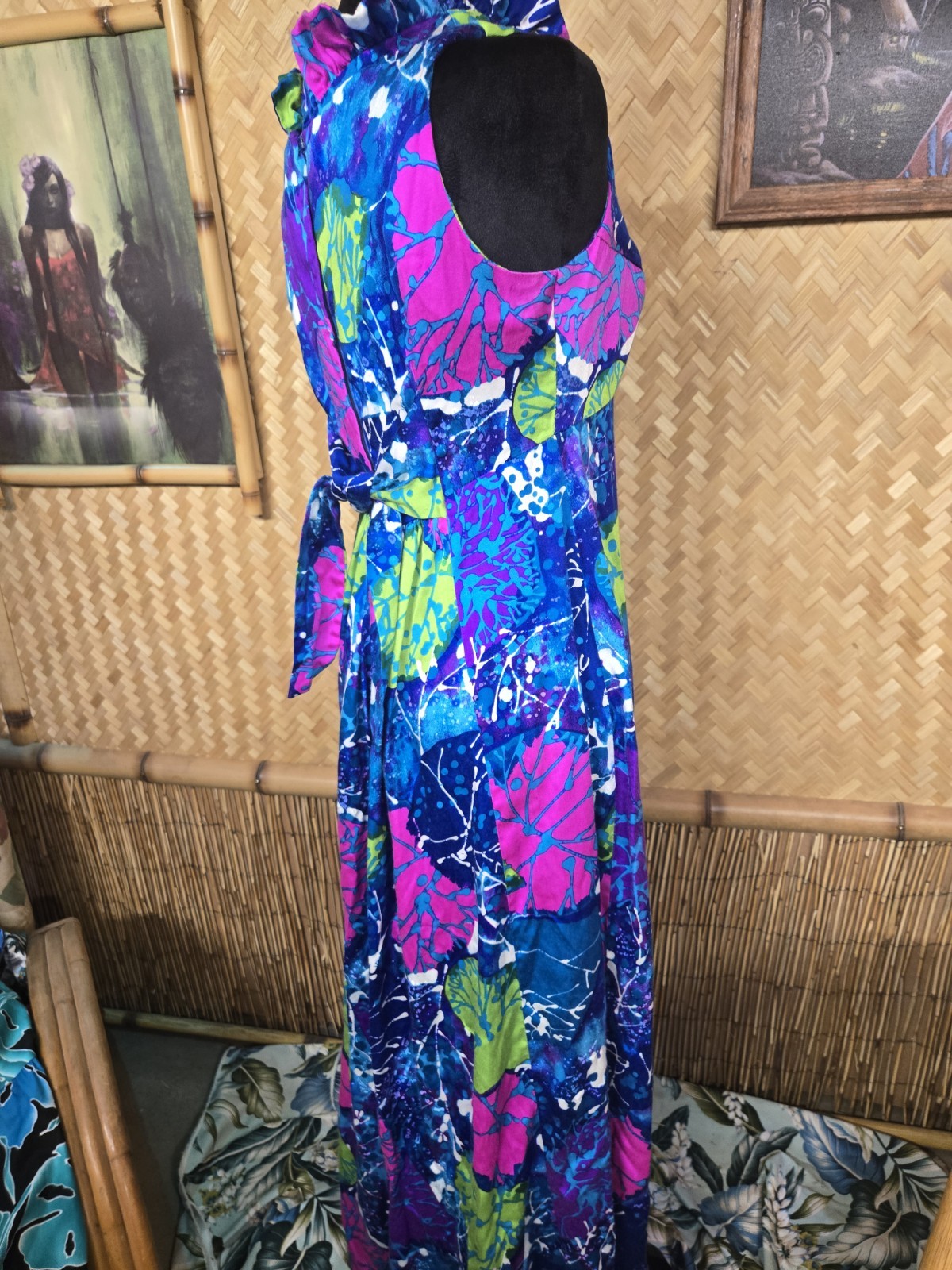 Vintage Waltah Clarke’s Hawaiian Floral Aloha Maxi Dress w1094