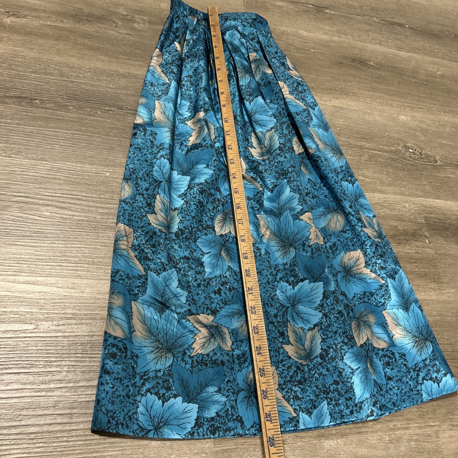 Vintage 80s/90s Pykettes Teal Floral Midi Skirt Made in Taiwan R.O.C. 28” Length