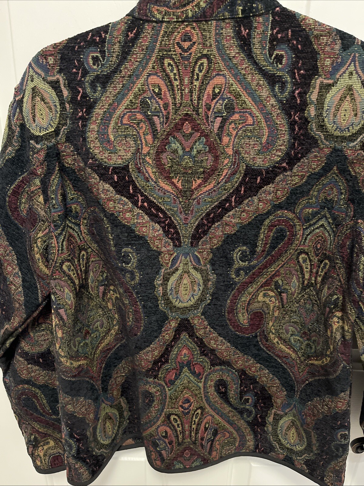 Vintage flashback Tapestry Jacket Size Medium, Tasseled Buttons