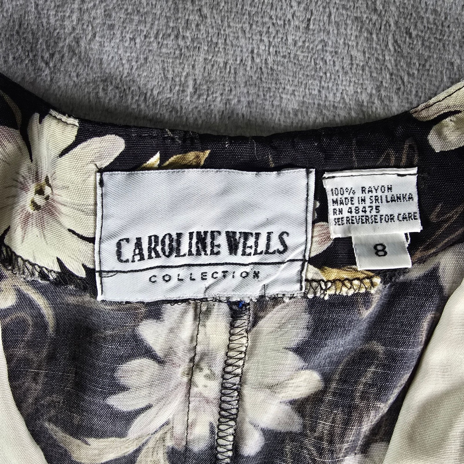 Vintage 1990s Caroline Wells Collection Pilgrim Collar Black Floral Dress (8/M)