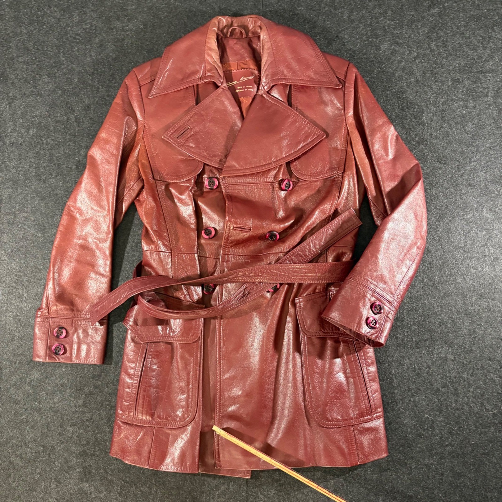 Etienne Aigner Leather Trench Coat Womens 10 Burgundy Vintage 70s Belted Jacket