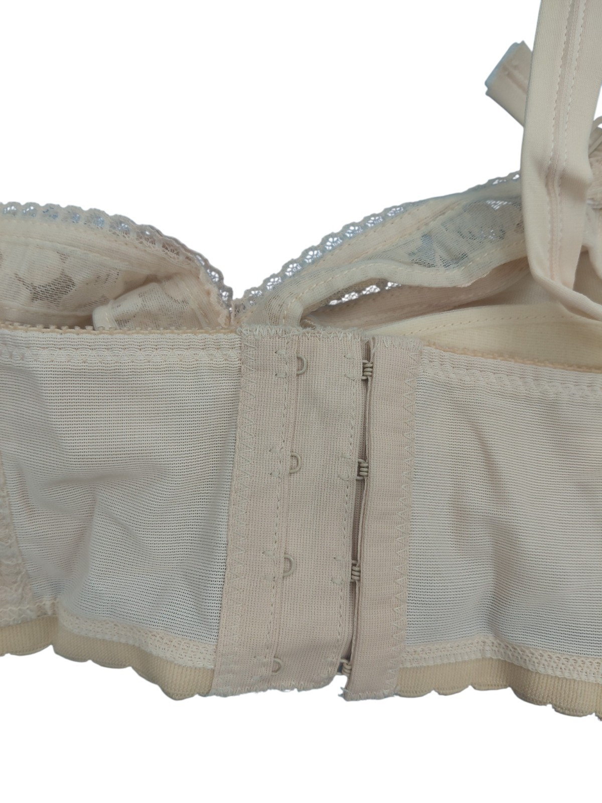 Vintage Lady Cameo Lingerie Bra Size 36D
