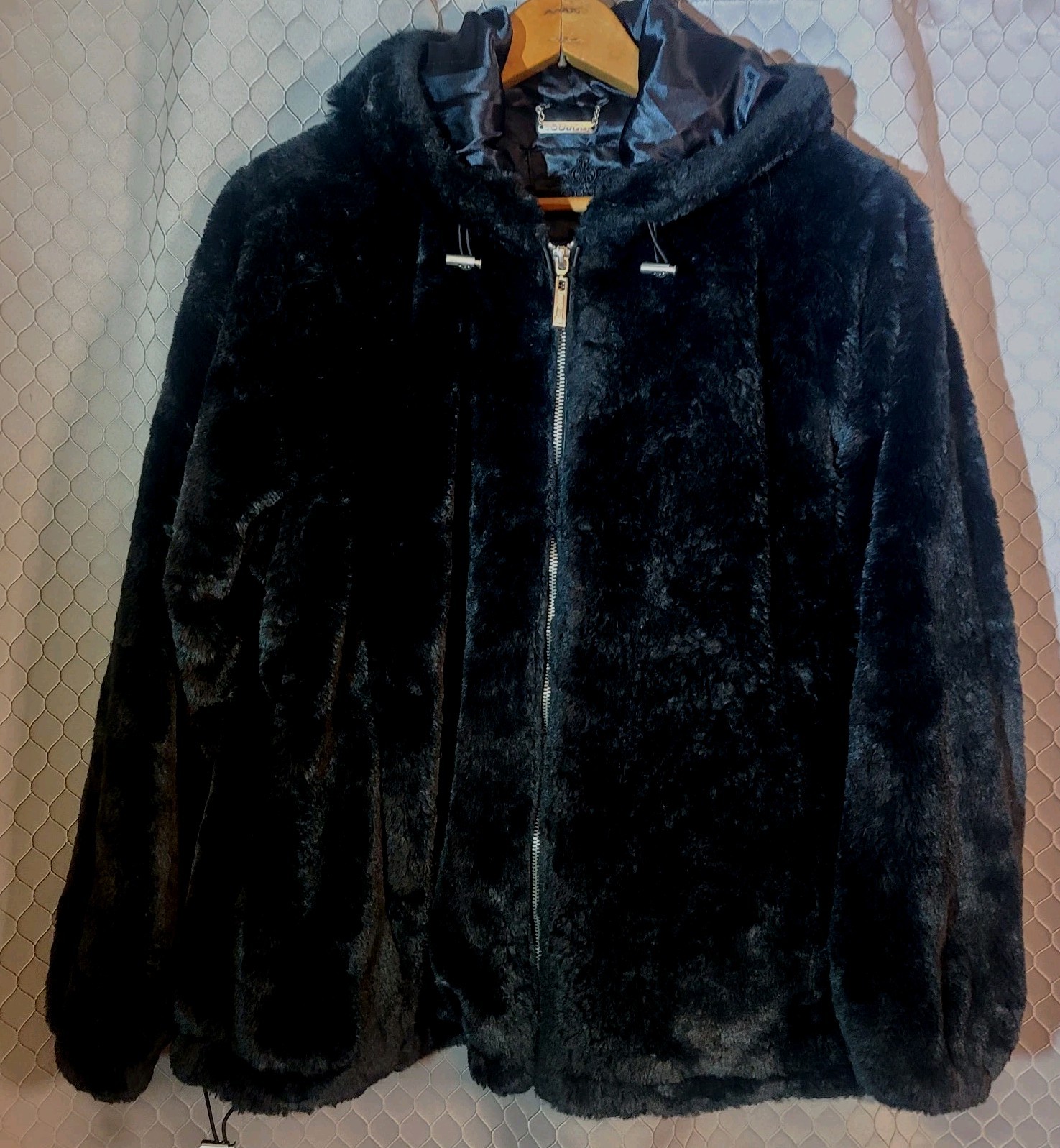 Vintage Faux Fur Jacket Woman’s JouJou 1X Full Zip Black Pockets Gathered