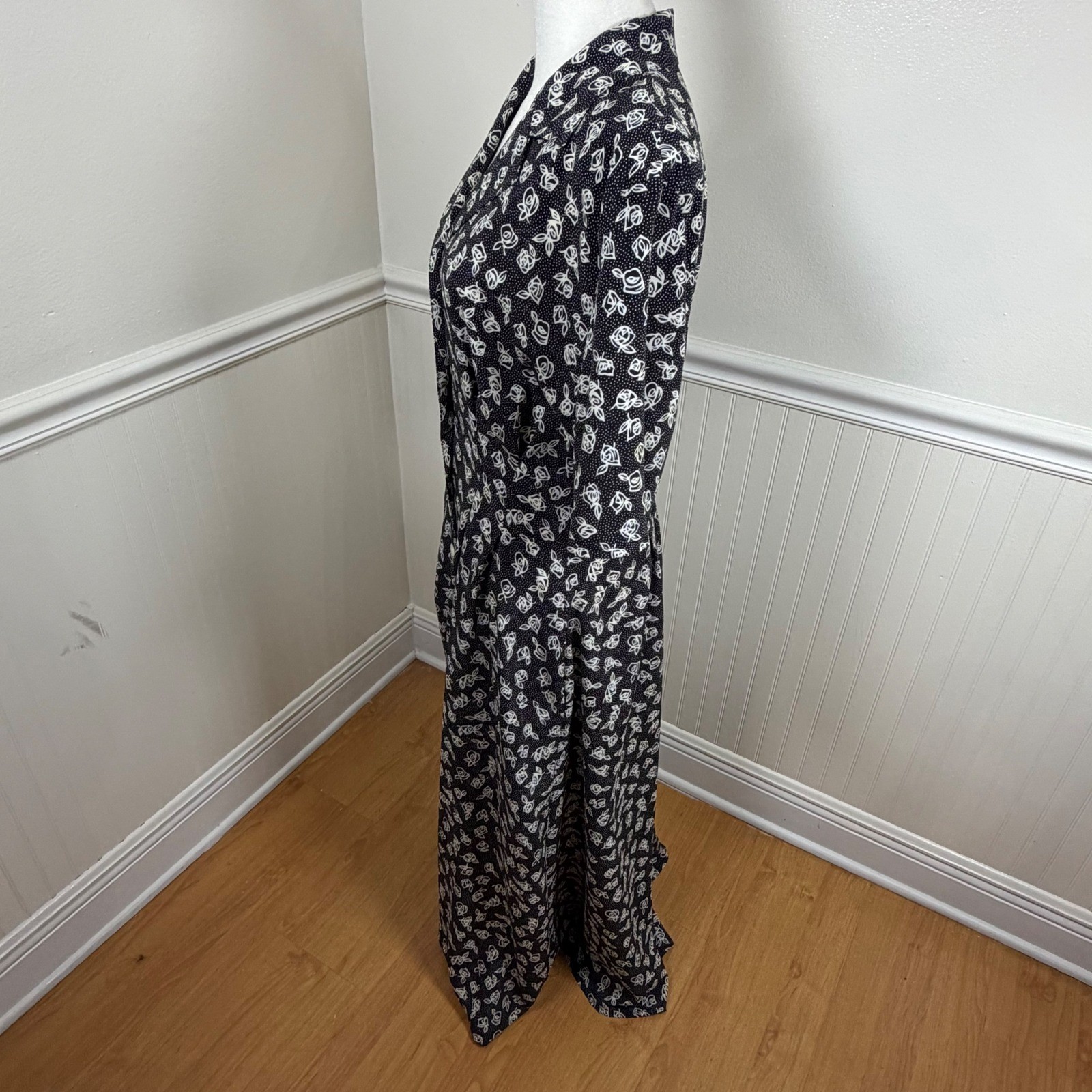 Jaeger Vintage Black White Floral Polka Dot Button Front Maxi Dress UK 12 USA 10