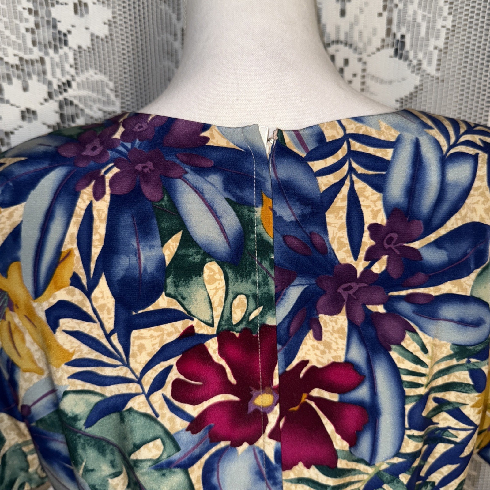 VTG Maggie London Petites Multicolor Silk Lined Floral Print Shift Dress SZ 12P