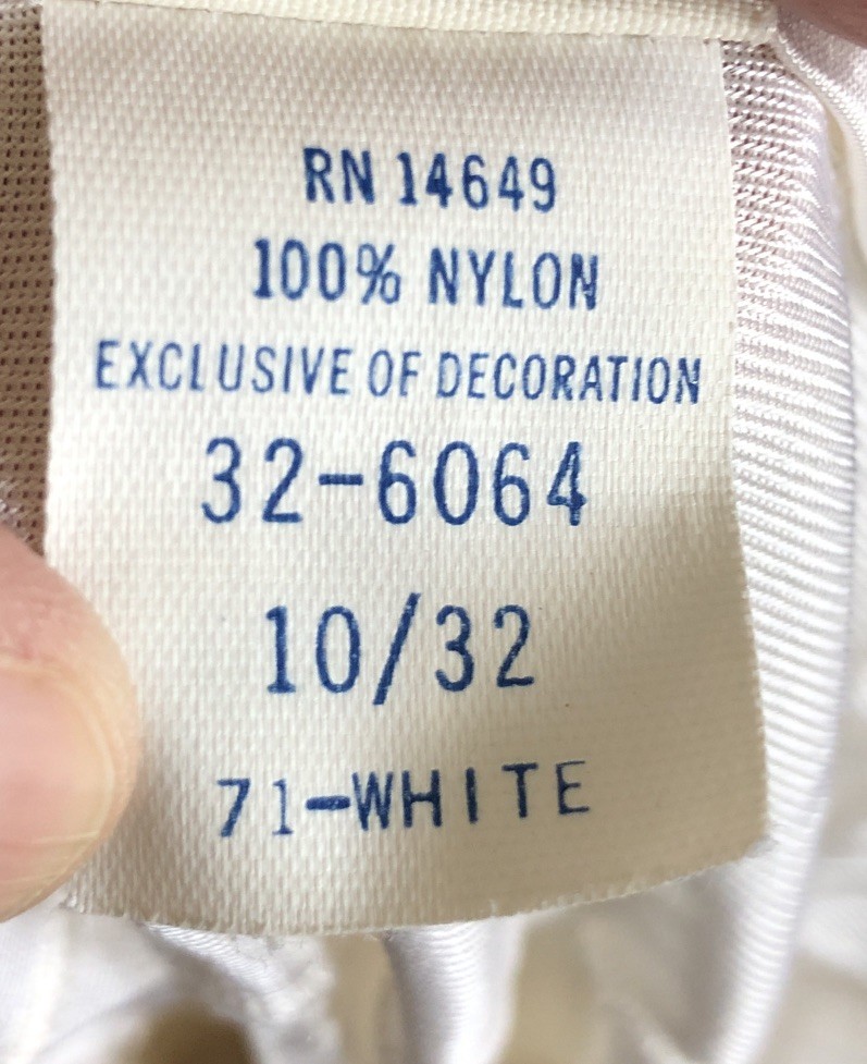 Vintage Full Slip White Women’s Med Size 10/32 Montgomery Ward USA