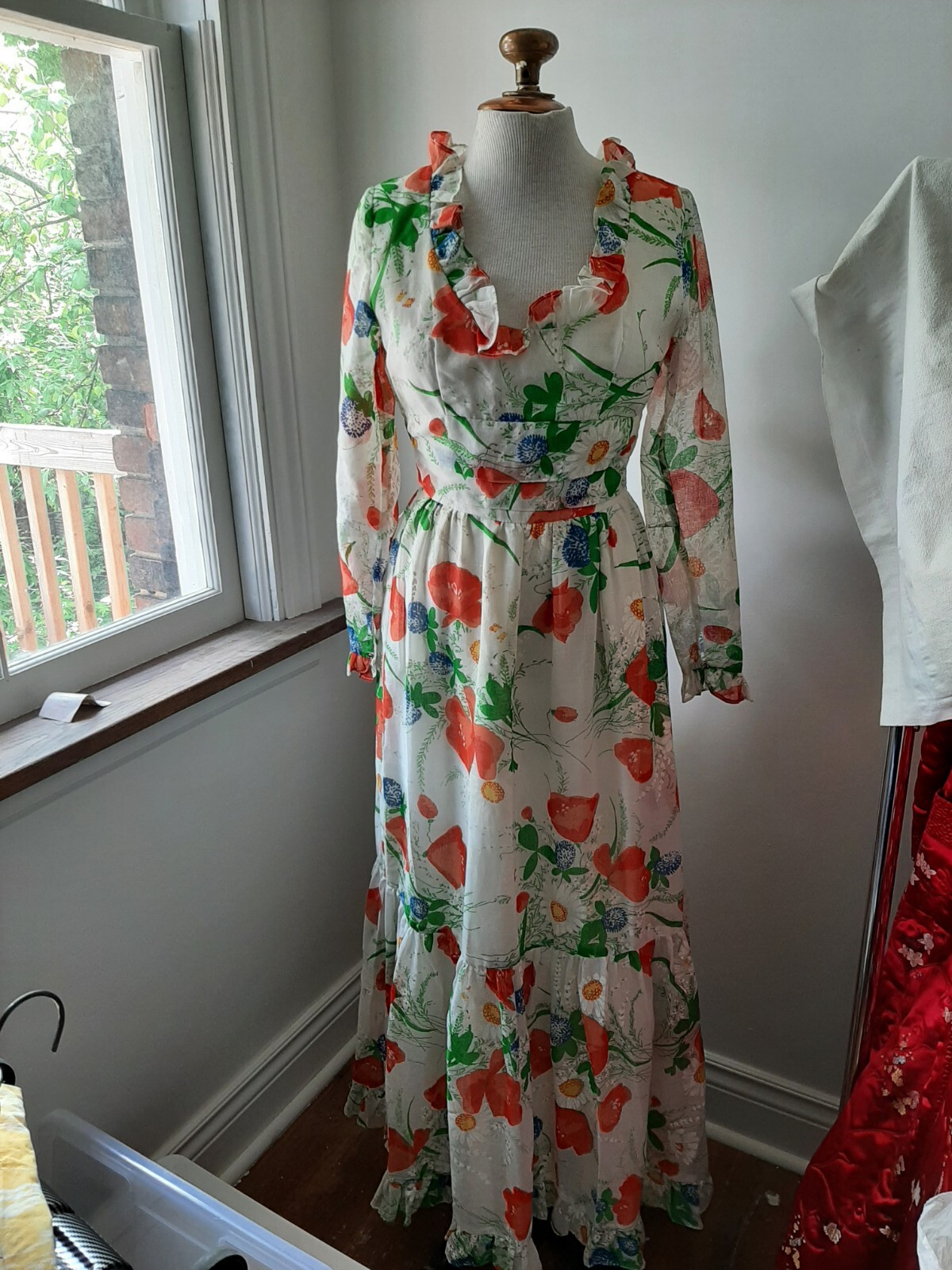Vintage 1960s/70s Iconic Designer Angela Gore Floaty Floral Maxi Dress XS 25″W