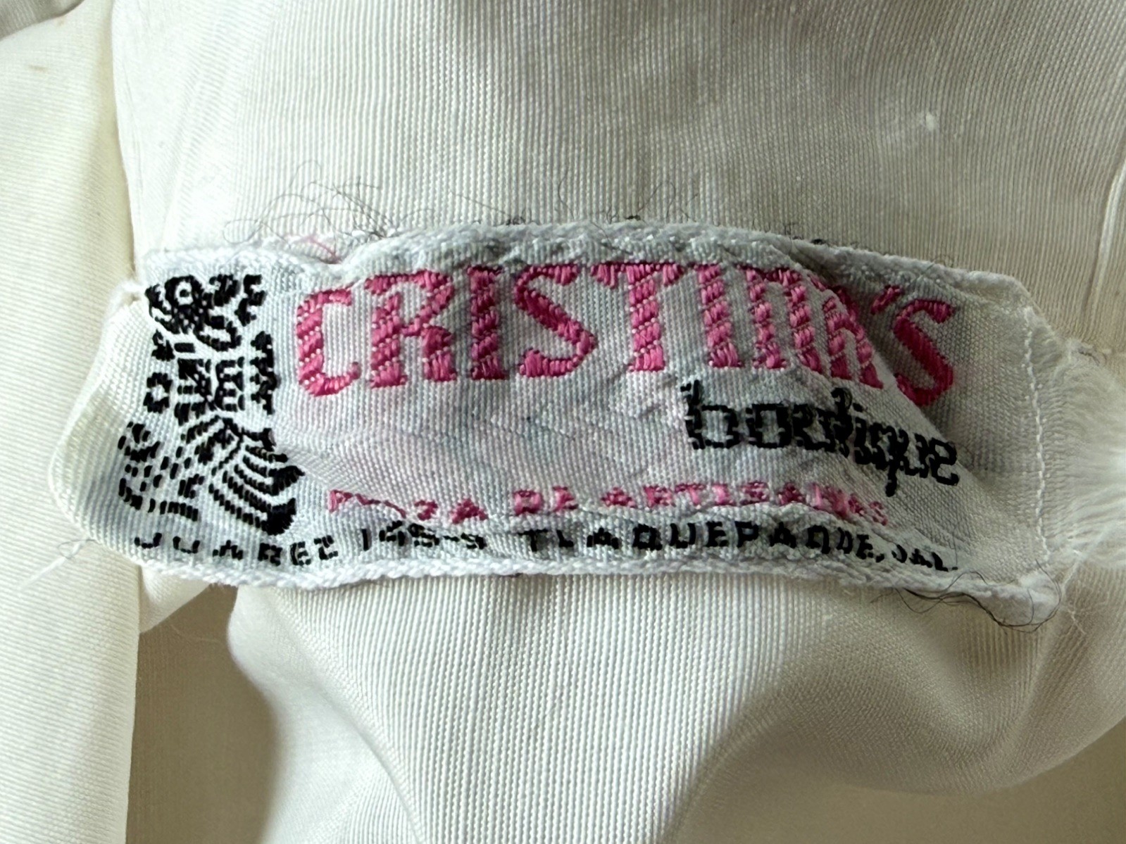MINT 50s Cristina’s Boutique Mexican Tourist Shirt Hand Chain-Stitch Embroidery