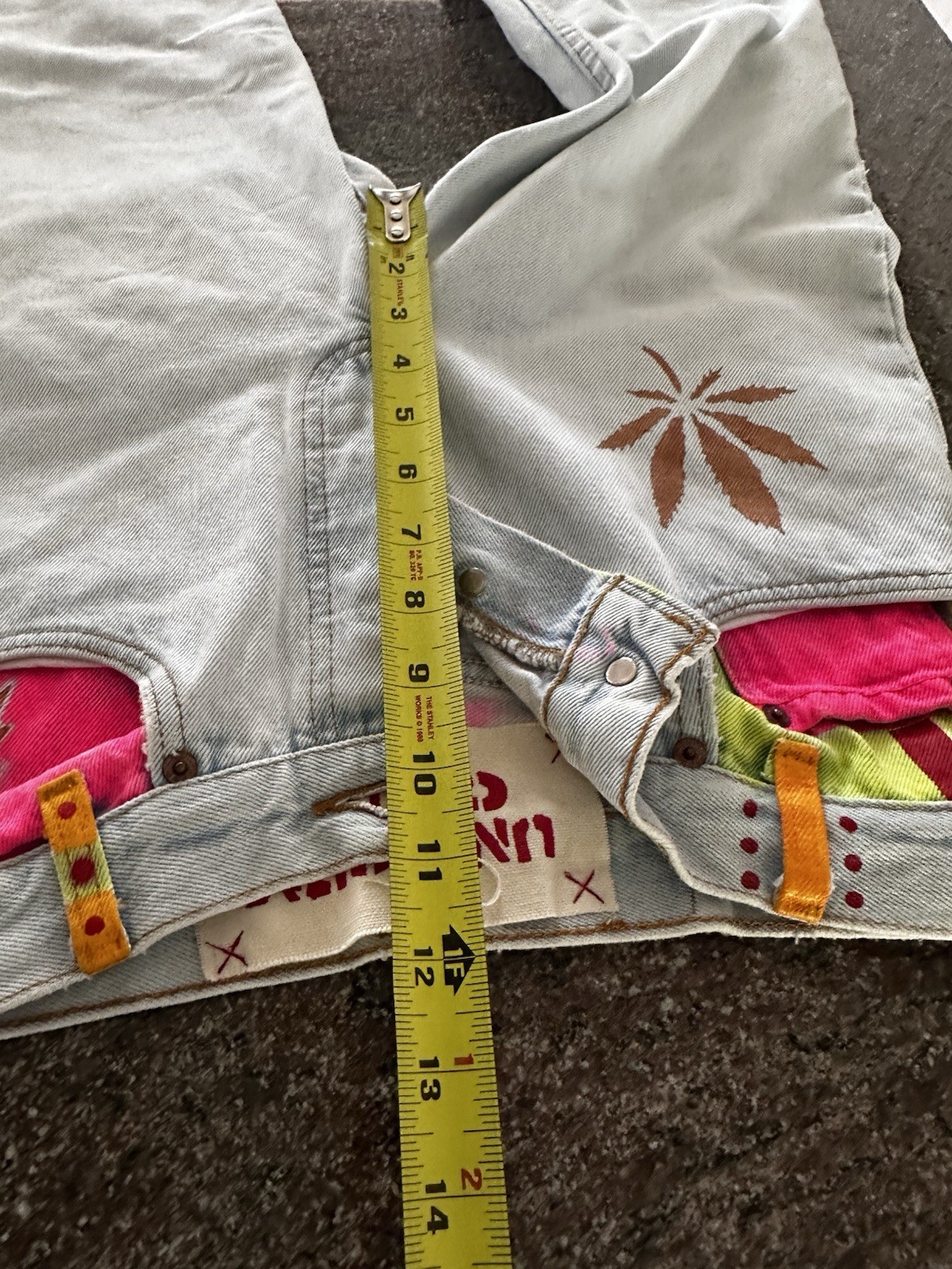 Vintage Y2K Levi’s 701 90’s Student Fit Jeans Tampered Leg Made in USA 29