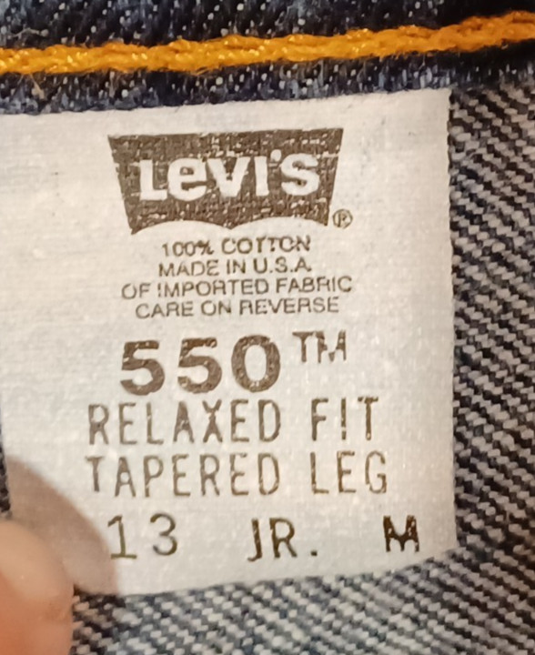 VTG Levi’s 550 Jeans Womens Size 13M Relaxed Fit Tapered Leg 31×30 USA 90s Mom