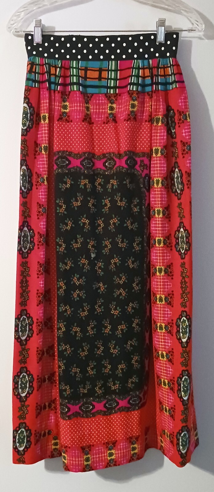 BoHo Hippie 1970s Maxi Skirt Hot Pink Psychedelic Festival Wear MEASUREMENTS