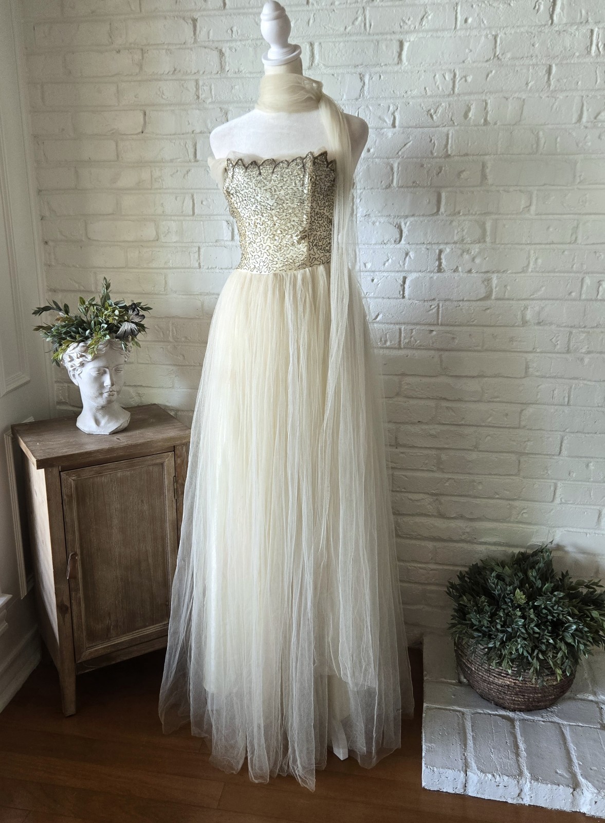 Vtg 1950s Ivory Tulle & Satin Embellished Gown, Party Dress, Wedding, XS/2