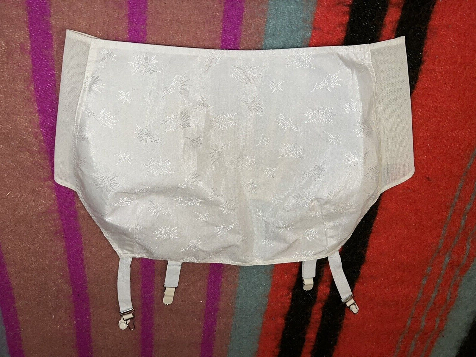 Vintage Wynette By Valmont Garter Belt Size L-30 RARE!!