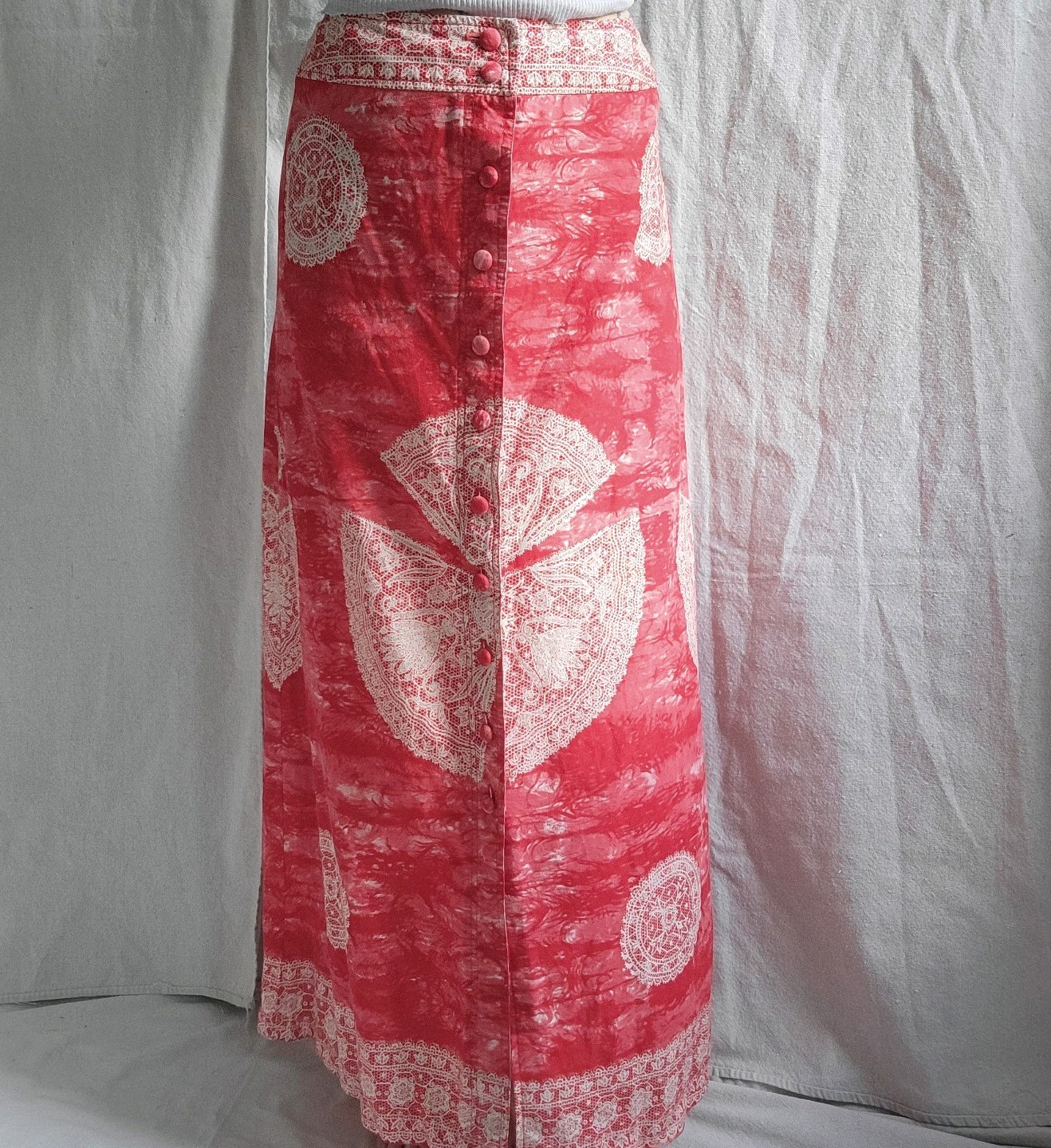 VTG 70s Hitch Hiker USA Red Medallion Block Print Button Front Maxi Skirt Size M