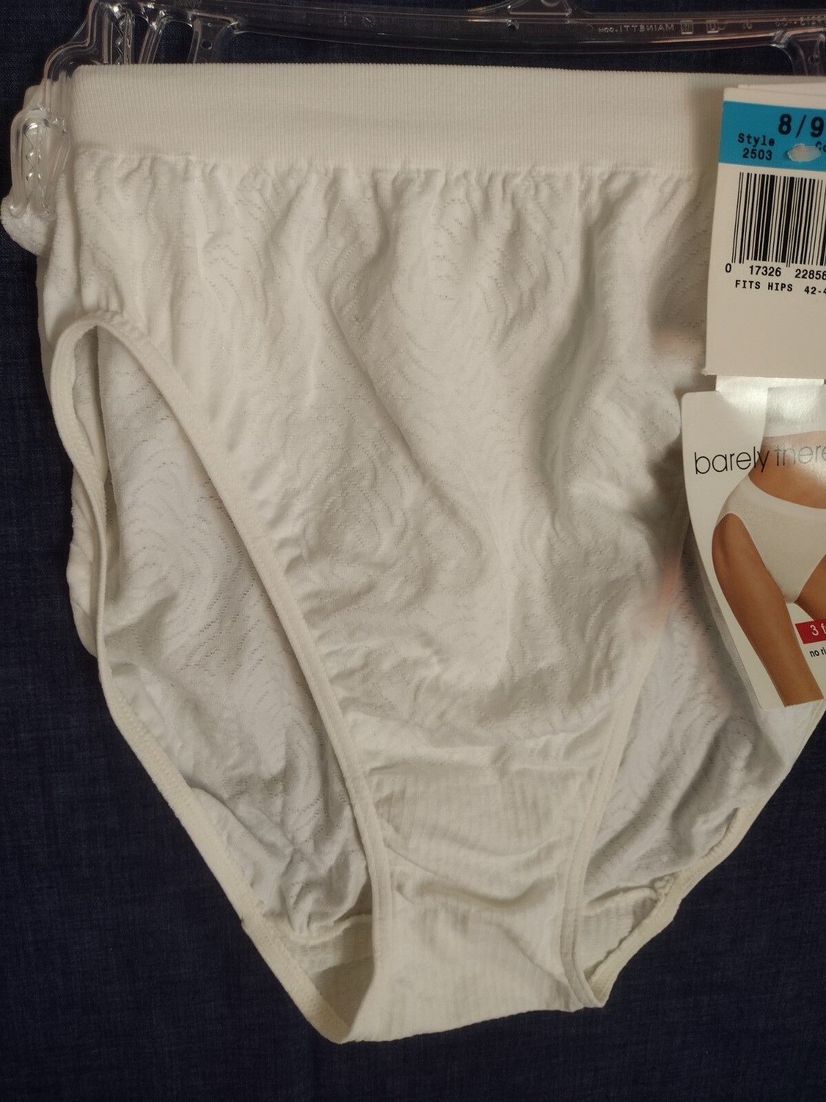 Vintage Barely There Style 2503 Solid White Swirl Print Womens Size 8/9 Panties