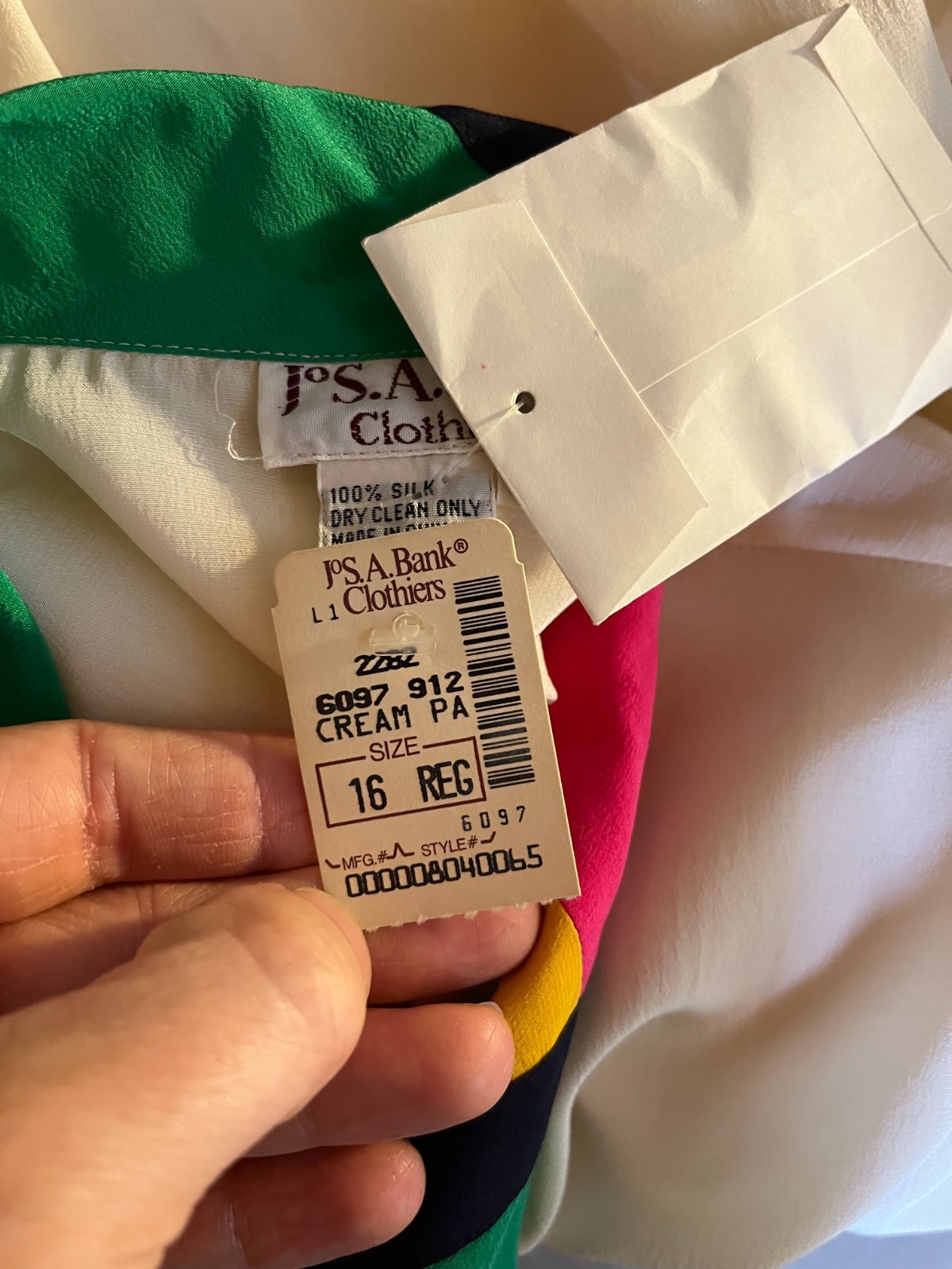 Vintage Jos. A Bank Women’s 16 Silk Button-Up Shirt Cream Colorful *Flaw