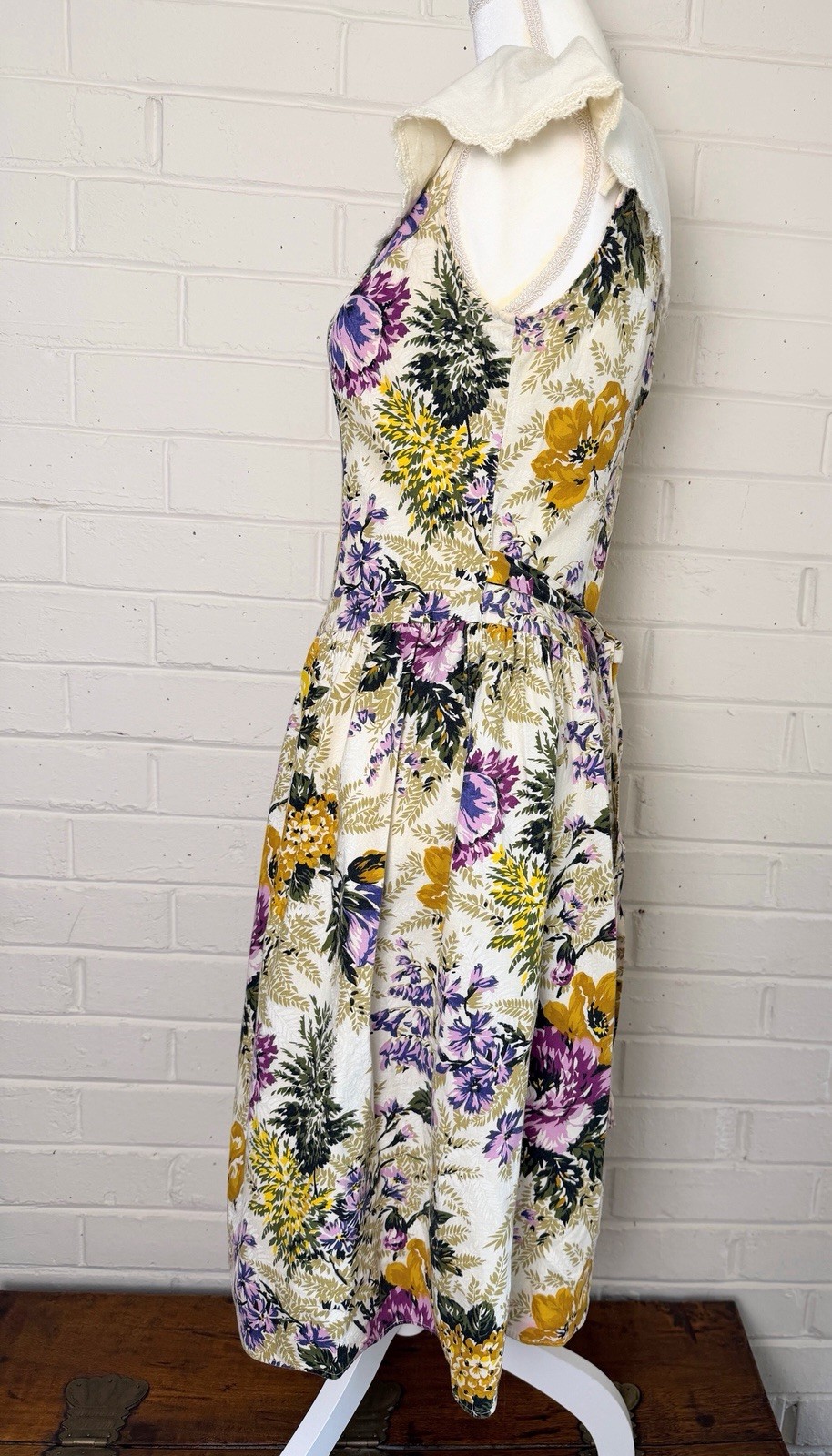 Vintage Floral Sleeveless Cottagecore Dress 8P Midi Lace Tea Party Romance