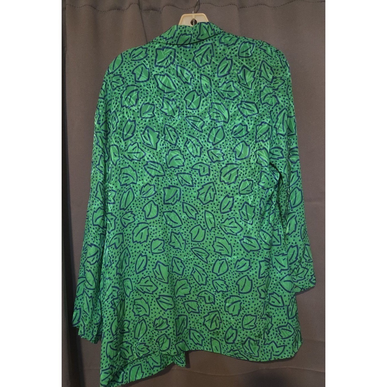Liz Claiborne Collection Green Silk Leaf Print Skirt Suit Set, Women’s Size 6