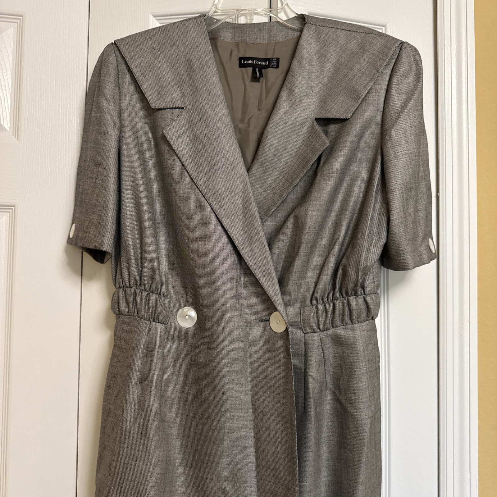VTG~Louis Feraud~Germany Made~Viscose/Silk Wrap Lined Dress size 44EUR/12US