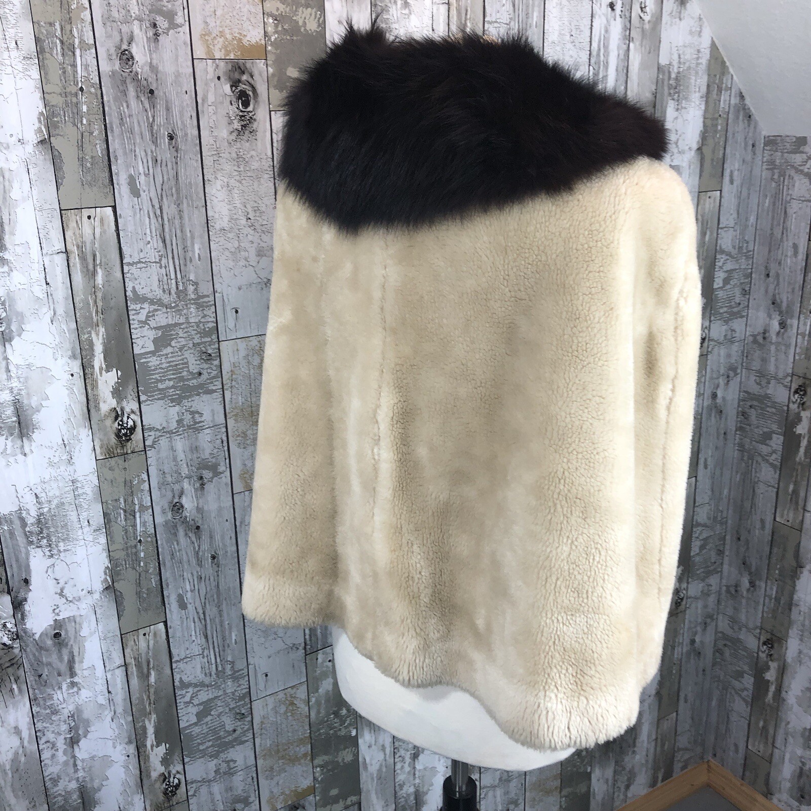 Borgana women cape wrape faux fur wedding Vintage