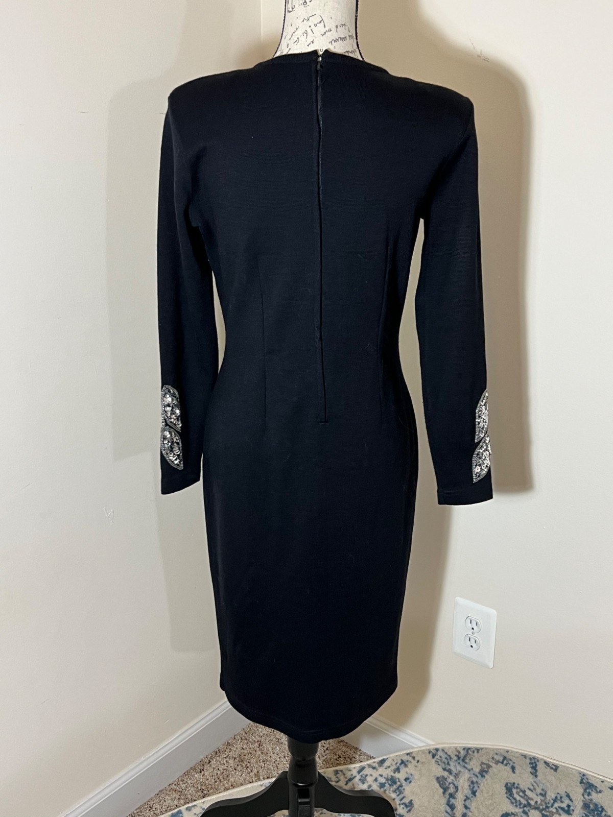 Vintage Outlander Black Sweater Dress Silver Sequin Long Sleeve Sheath Midi PS