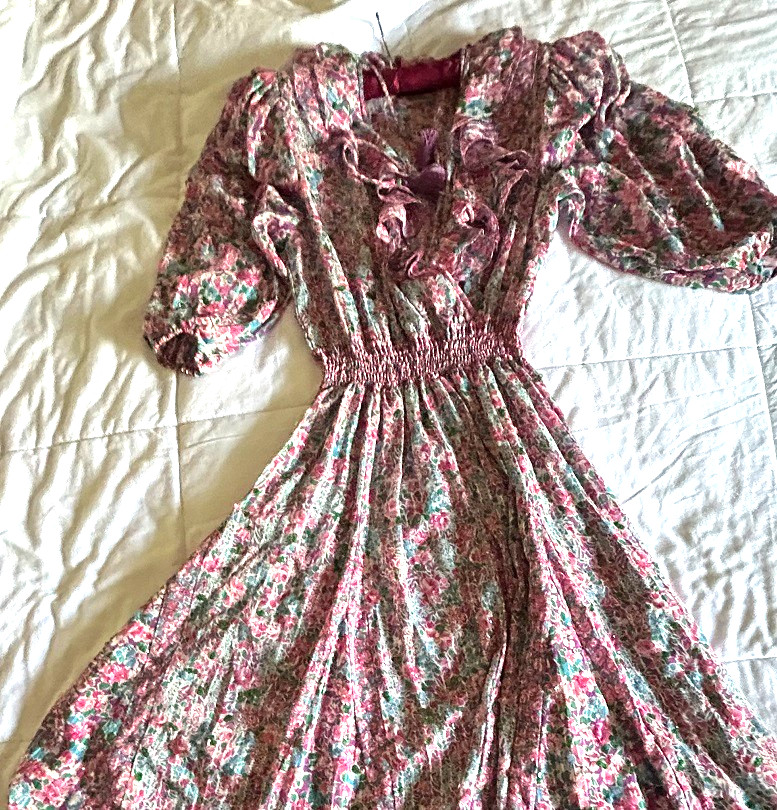 1980S DIANE FREIS SIZE 10 SEQUIN DRESS – BEAUTIFUL & FUN