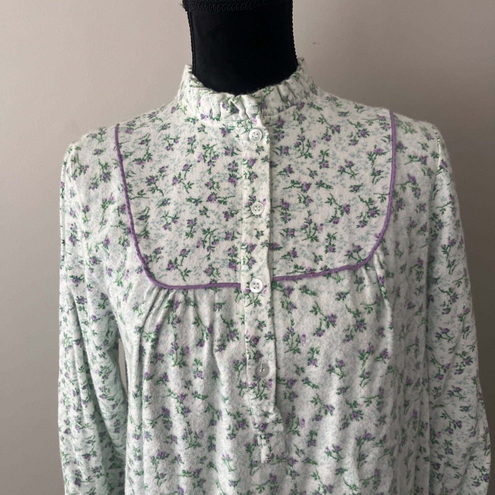 Vintage Sears Flannel Floral Long Sleeve Nightgown 7561 Medium 34 1/2-37