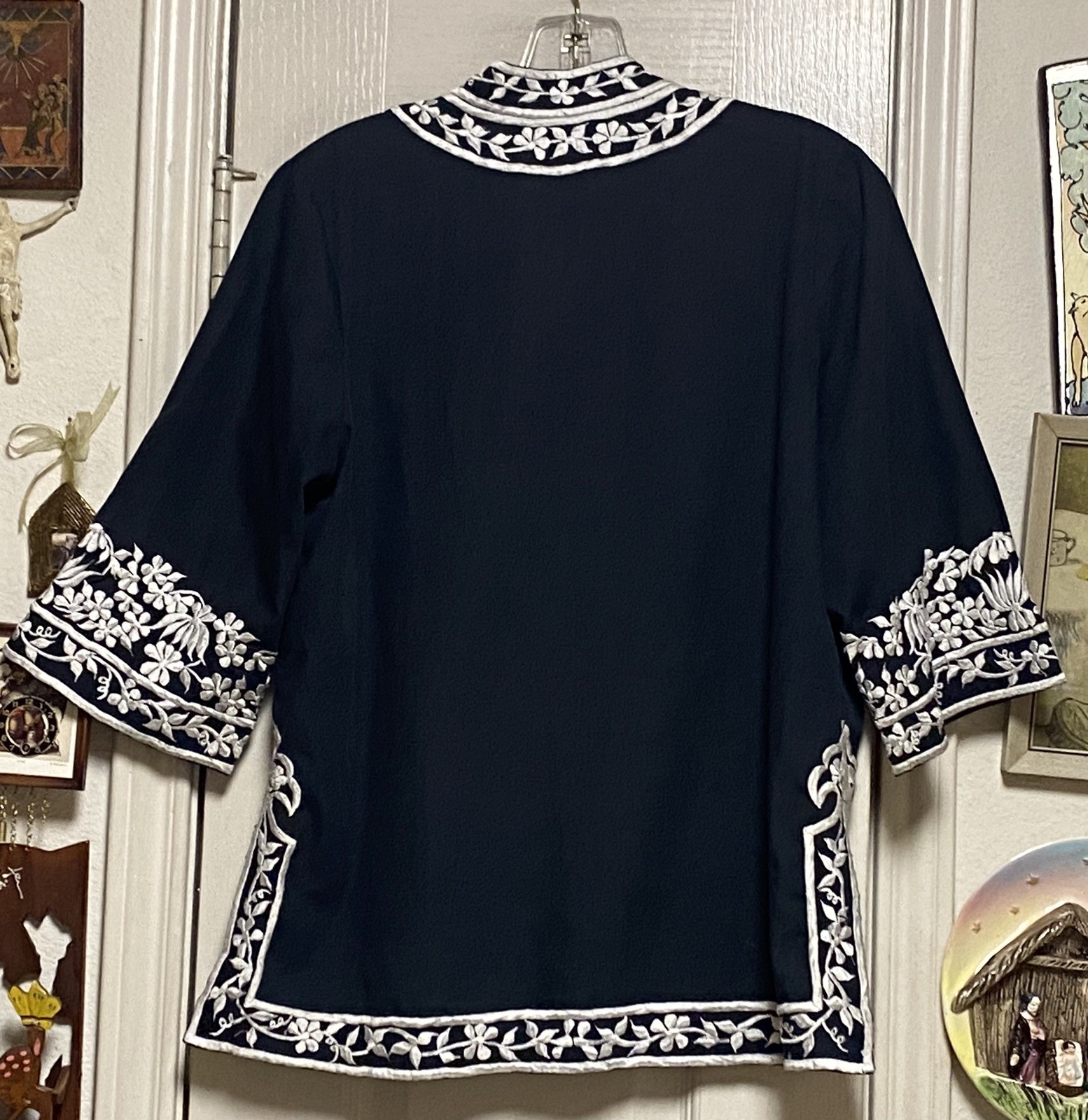 Chuchi By Amtops International, Inc Vintage 1970’s Embroidered Kaftan M Top