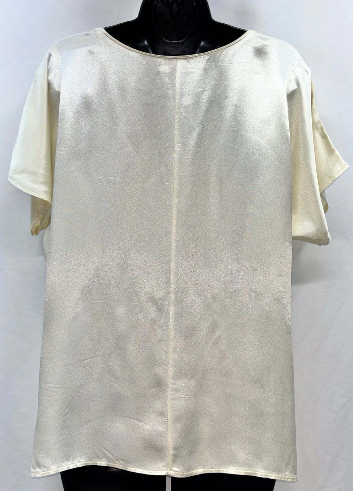 VTG DK Gold by Donnkenny Women Size L Short Dolman Sleeve Satin Top Solid Cream