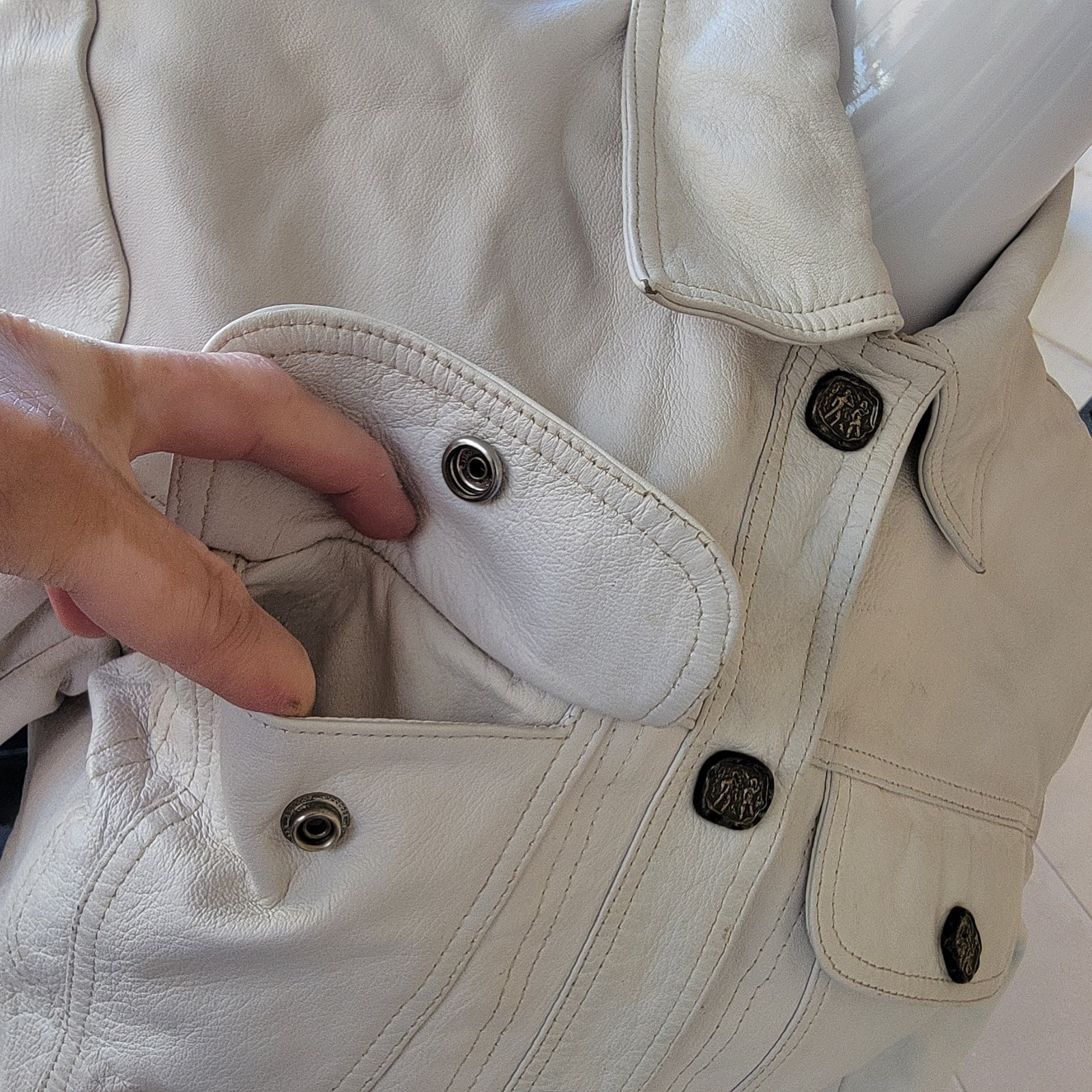 Vintage 90s Margaret Godfrey Leather Jacket Short Off-White Women S Quiet Luxury