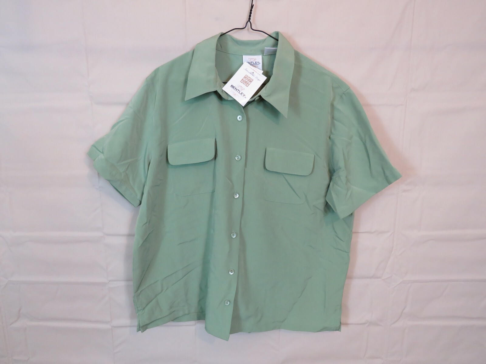 NOS Vintage Shirt Bentley mint green Large with tags